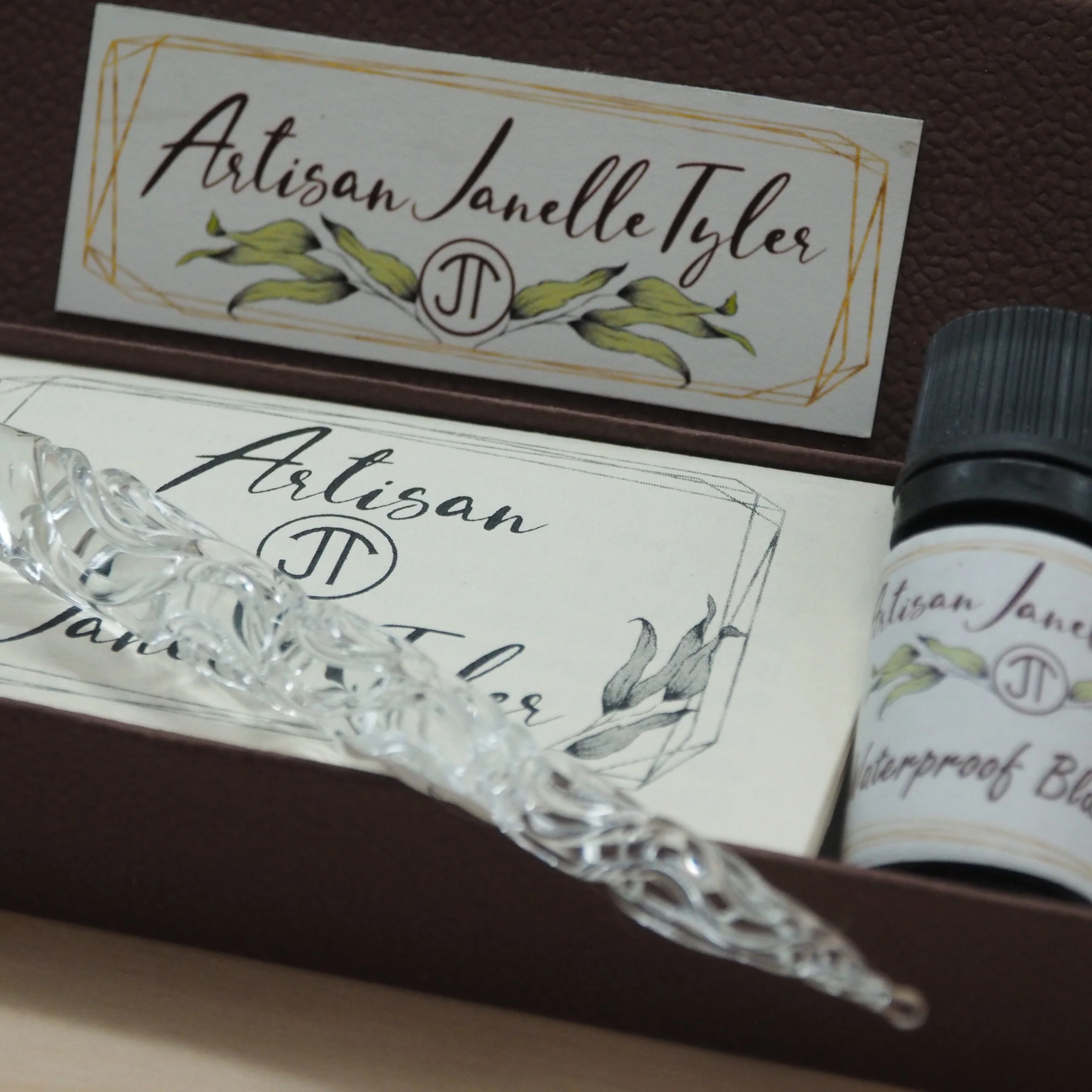 ARTISAN JANELLE TYLER - Handcrafted Glass Dip Pen | Clear - Image 8