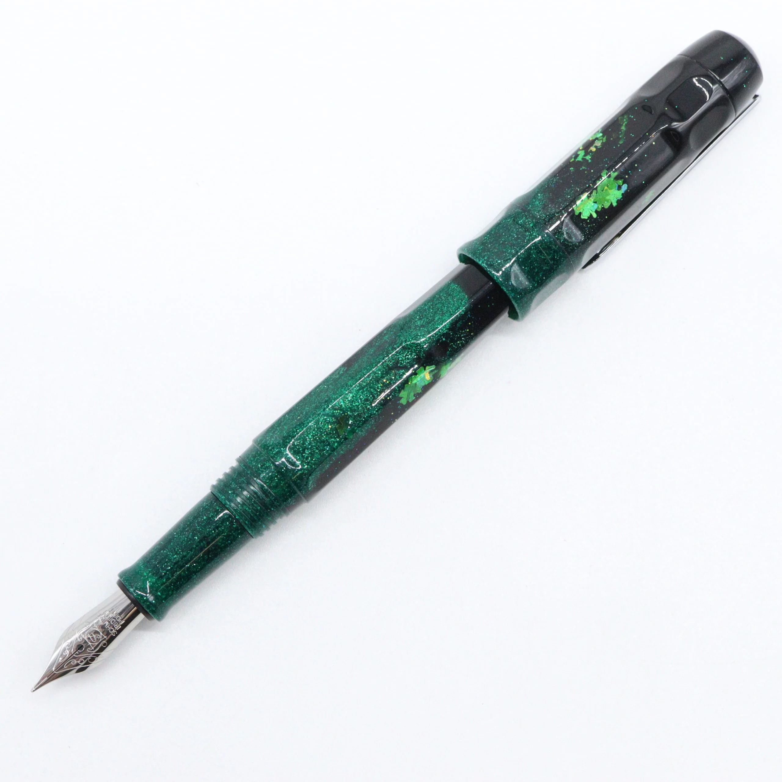 BENU - Talisman Collection - "Four Leaf Clover" Fountain Pen