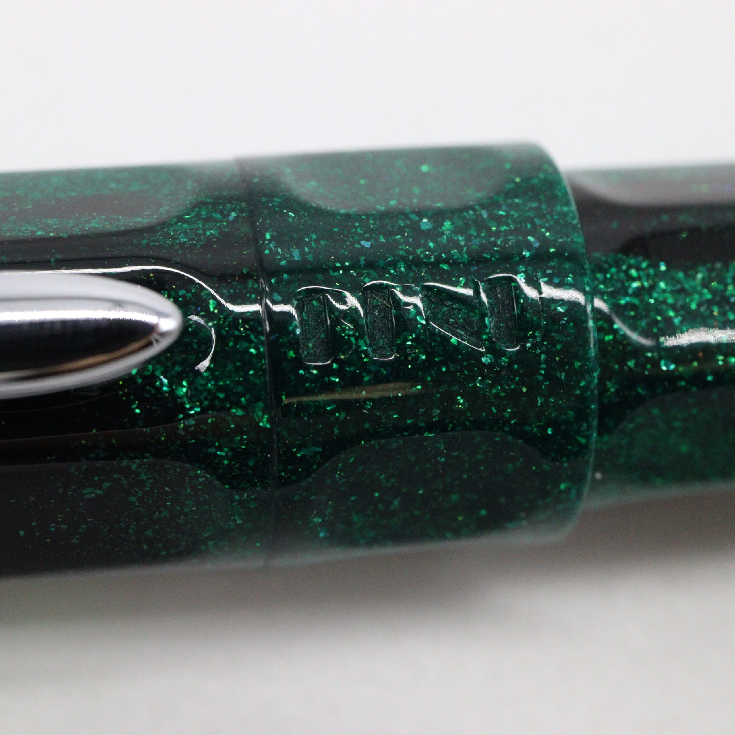 BENU - Talisman Collection - "Four Leaf Clover" Fountain Pen - Image 2