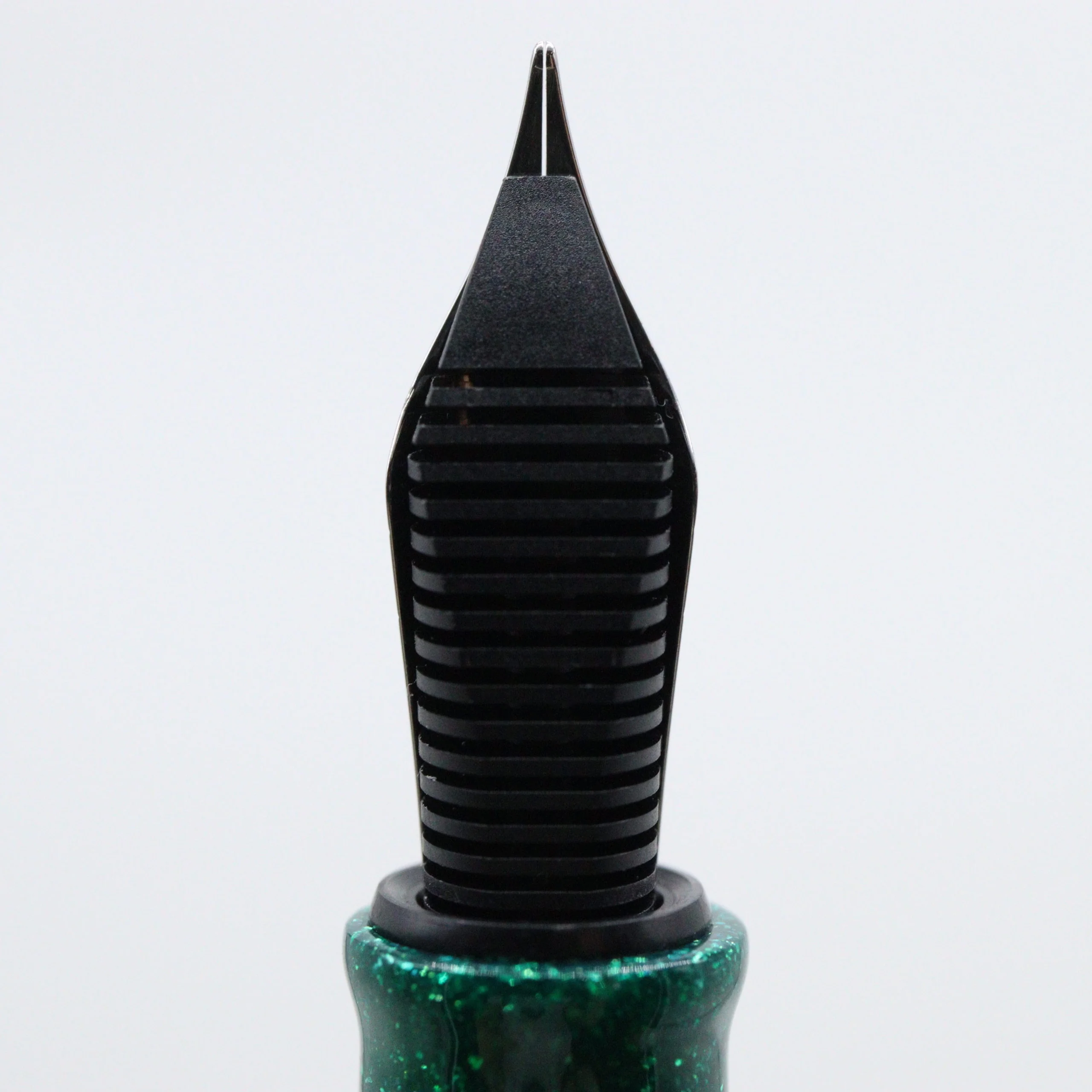 BENU - Talisman Collection - "Four Leaf Clover" Fountain Pen - Image 5