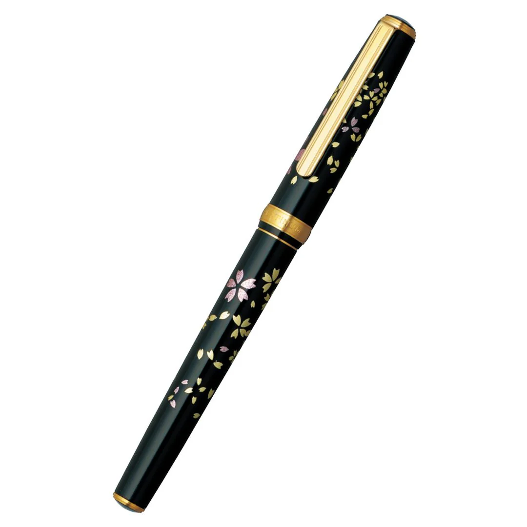 PLATINUM – Fountain Pen – Kanazawa Kanazawa Gold Leaf Maki-E Collection - Sakura Fubuki (Cherry Blossoms)