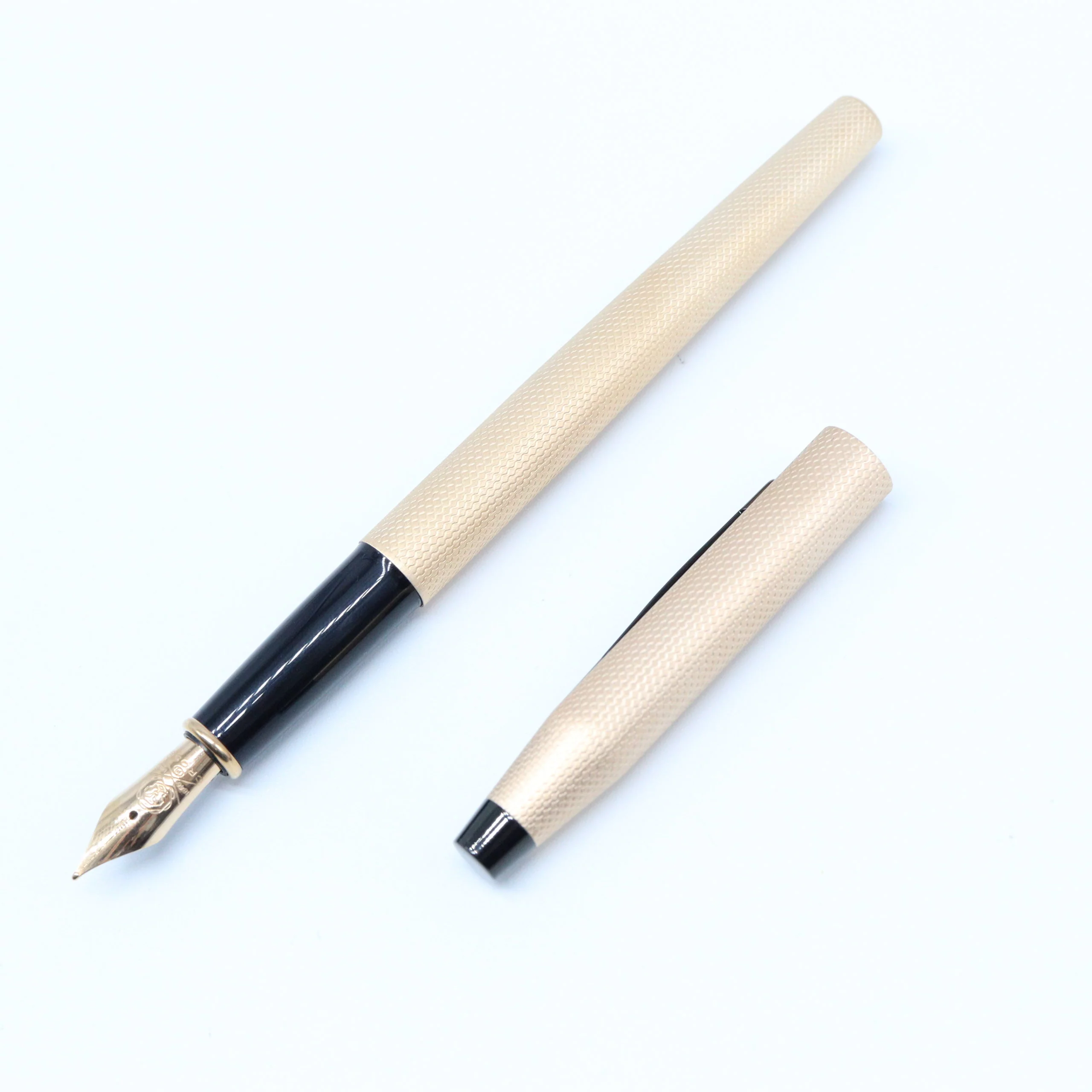 CROSS CLASSIC CENTURY BRUSHED ROSE GOLD PVD FOUNTAIN PEN - Image 2