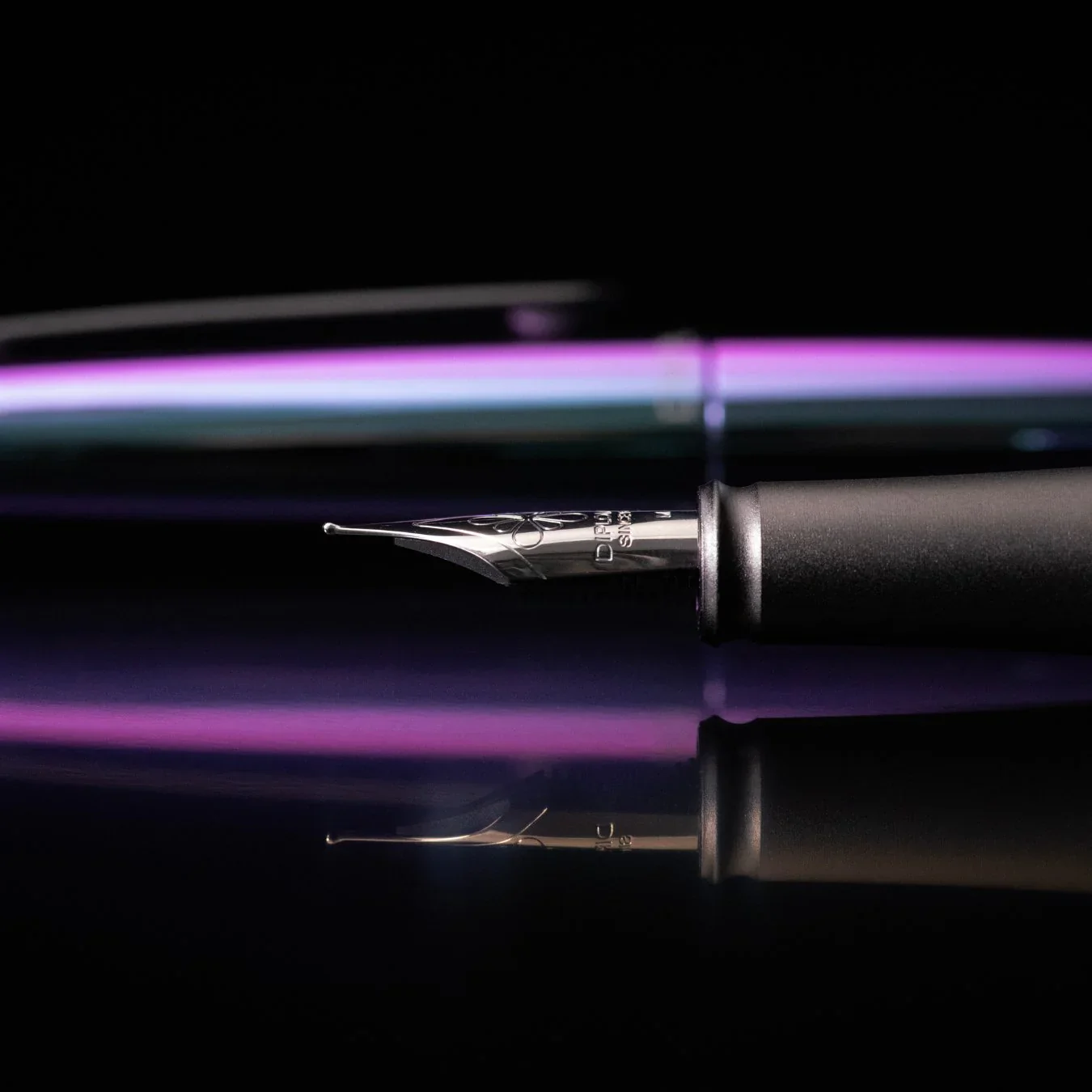 Diplomat - Aero - Limited Edition Fountain Pen - Funky Petrol - Image 3