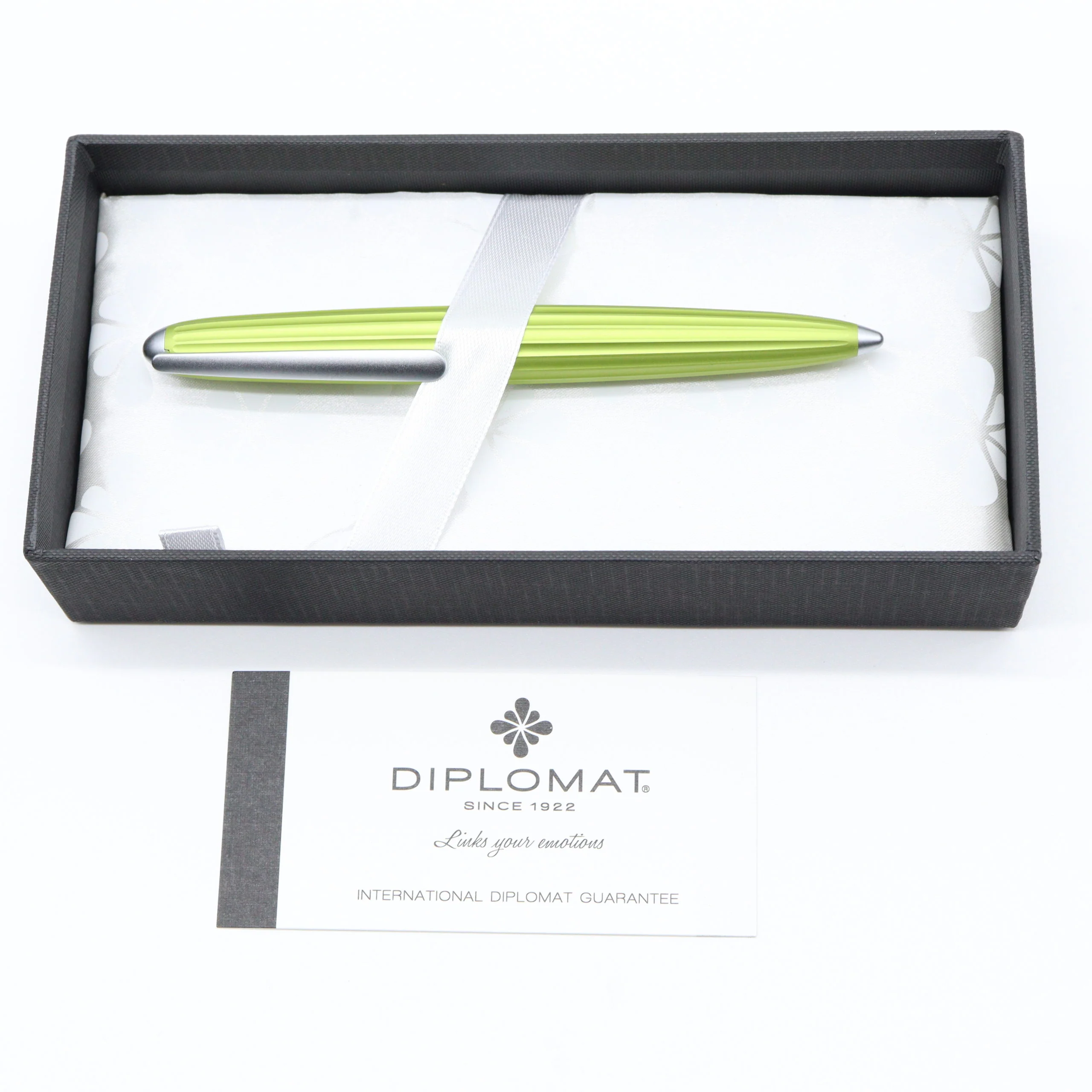 Diplomat - Aero - Rollerball Pen - Citrus Chrome - Image 7