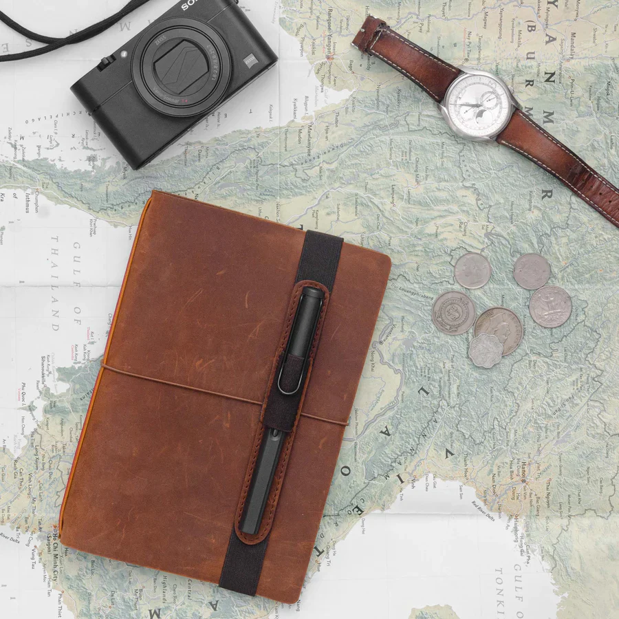 ENDLESS EXPLORER REFILLIABLE LEATHER JOURNAL - Regalia Paper 64 Pages - 'Brown' - Image 2