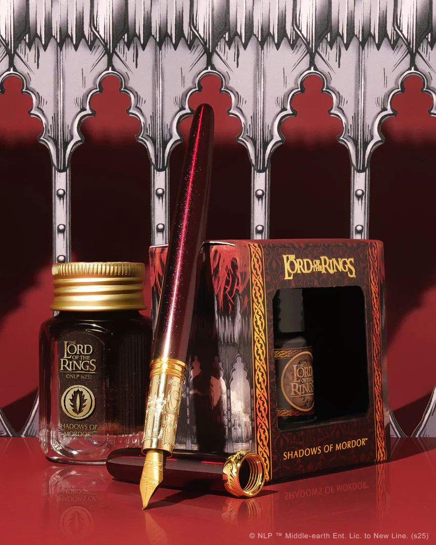 Ferris Wheel Press X Warner Brothers - The Lord of the Rings - Fountain Pen Ink - Shadows of Mordor 10 mL - Image 4