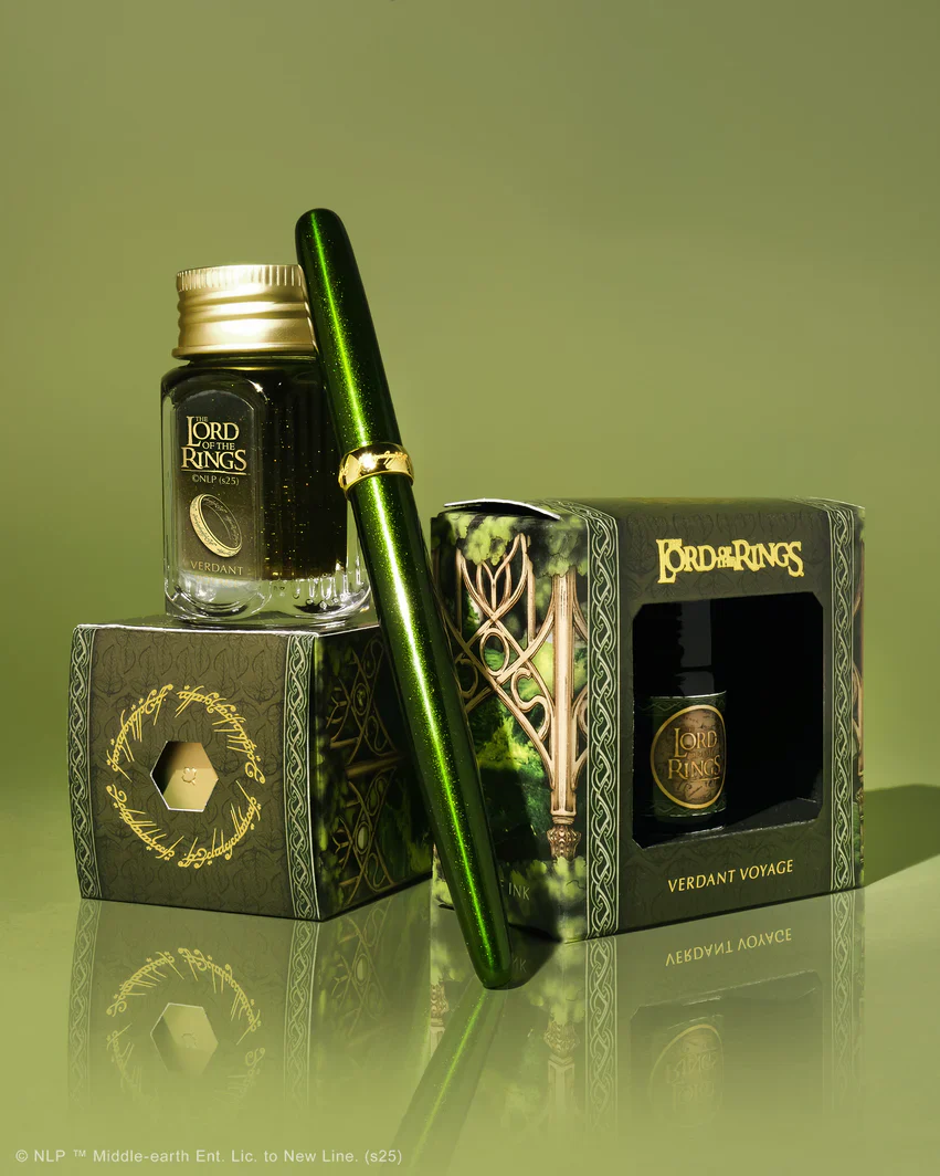 Ferris Wheel Press X Warner Brothers - The Lord of the Rings - Fountain Pen Ink - Verdant Voyage 28 mL - Image 4