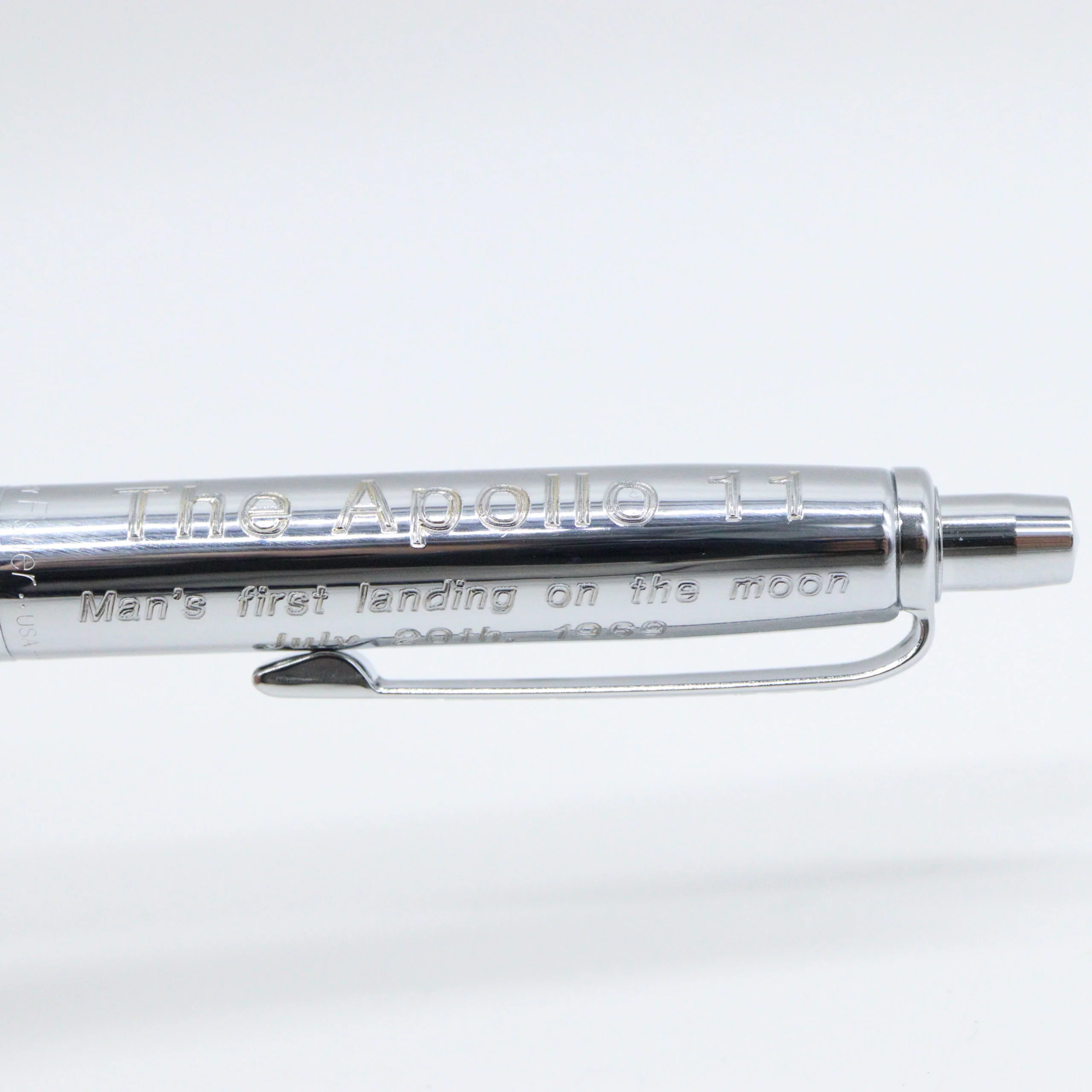 Fisher Space Pen – AG7 Anti Gravity Space Pen “The Pen That Went To The Moon” – Silver Chrome with Apollo 11 Engraving - Image 3