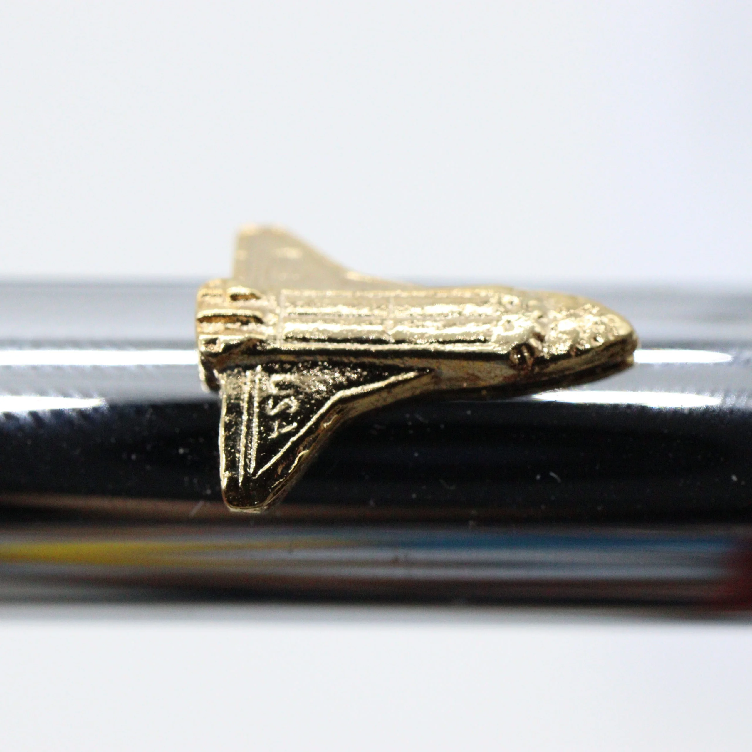 Fisher Space Pen – Bullet – Silver Chrome with Gold Shuttle Emblem - Image 10
