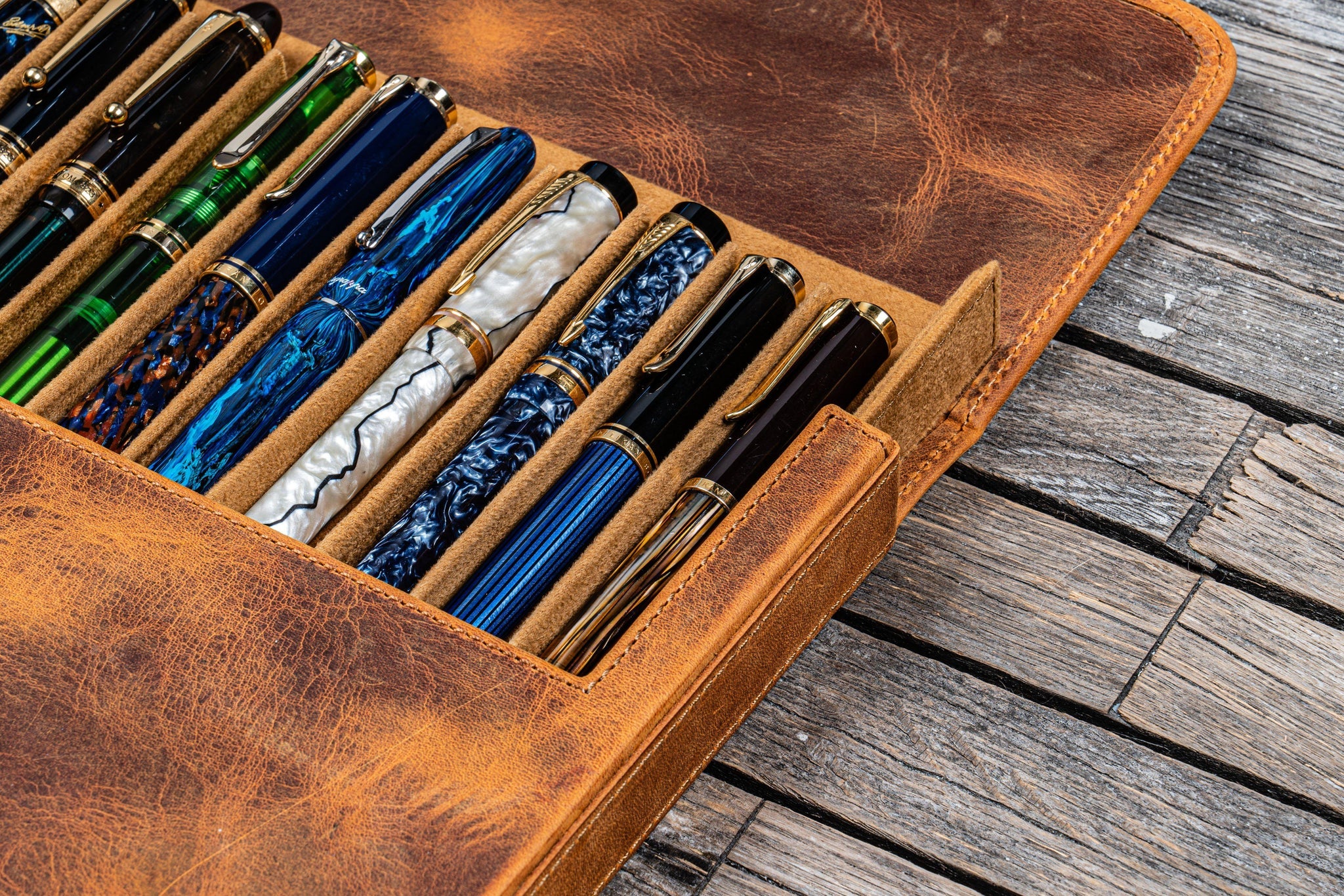 Galen Leather - Leather Magnum Opus 12 Slots Hard Pen Case with Removable Pen Tray - Crazy Horse Brown - Image 3