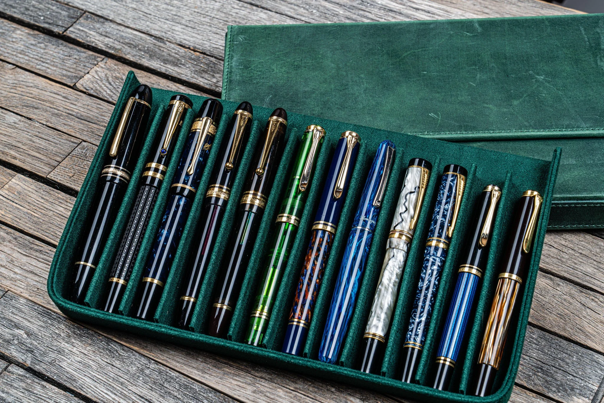 Galen Leather - Leather Magnum Opus 12 Slots Hard Pen Case with Removable Pen Tray - Crazy Horse Forest Green - Image 4