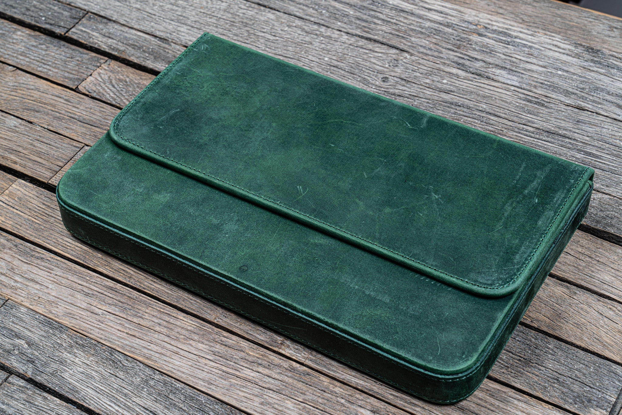 Galen Leather - Leather Magnum Opus 12 Slots Hard Pen Case with Removable Pen Tray - Crazy Horse Forest Green - Image 5