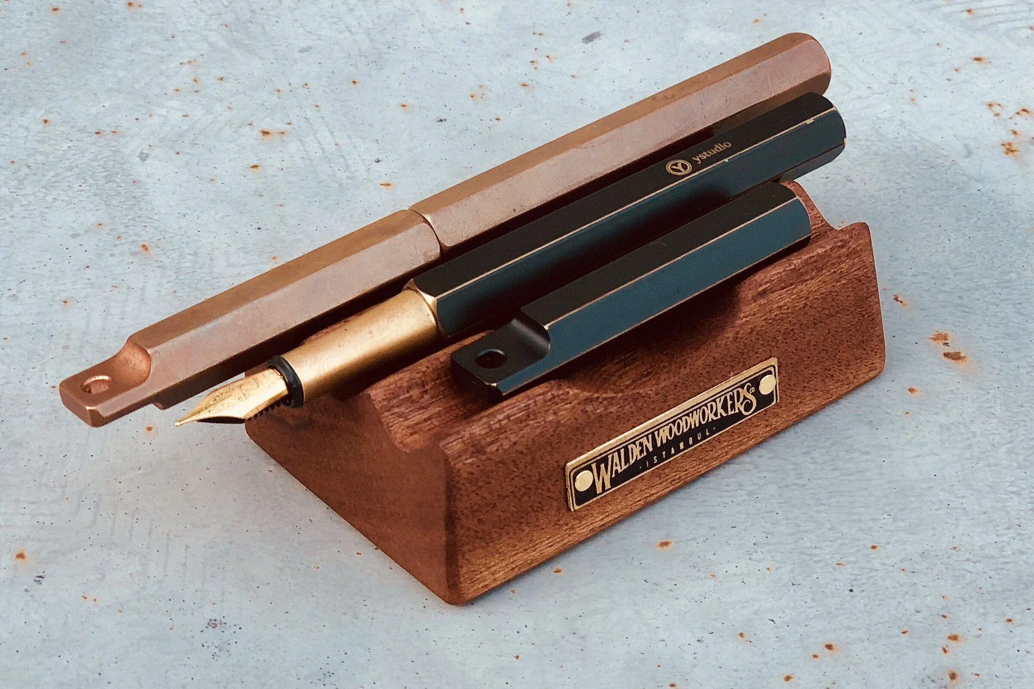Galen Leather - The Pen Rest Wooden Pen and Brush Stand - Mahogany - Image 3