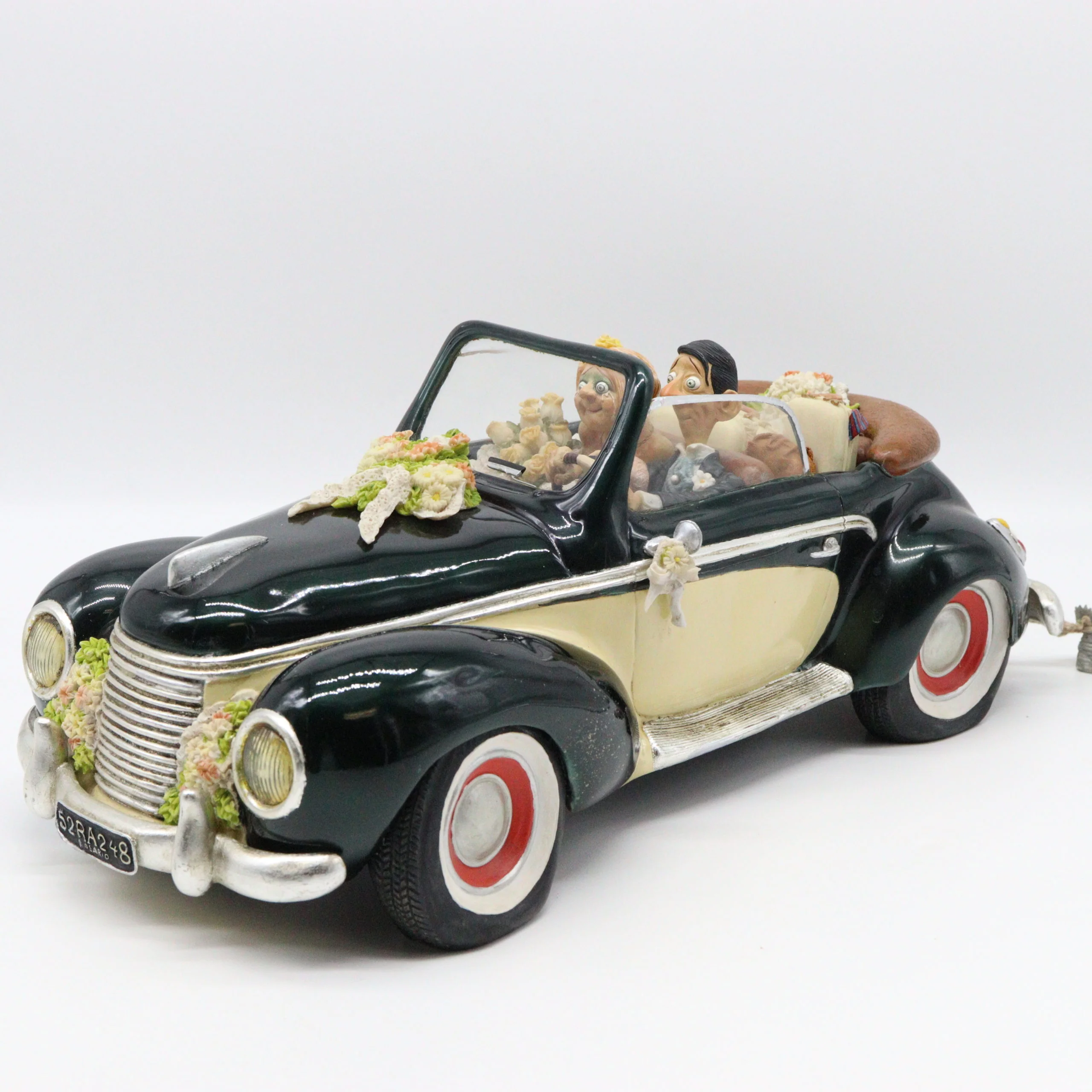 Guillermo Forchino – Comic Art Figurine – “Just Married”