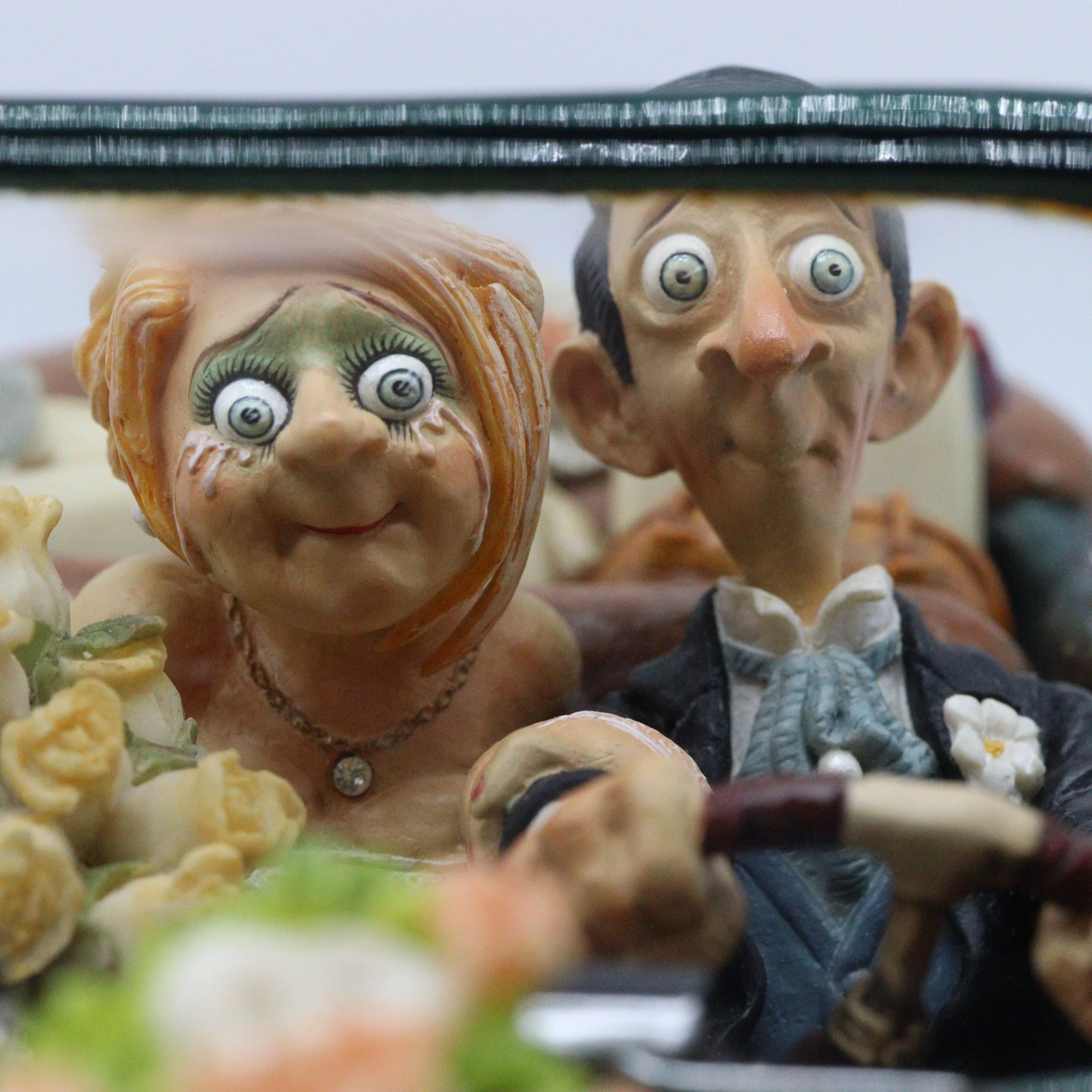 Guillermo Forchino – Comic Art Figurine – “Just Married” - Image 8