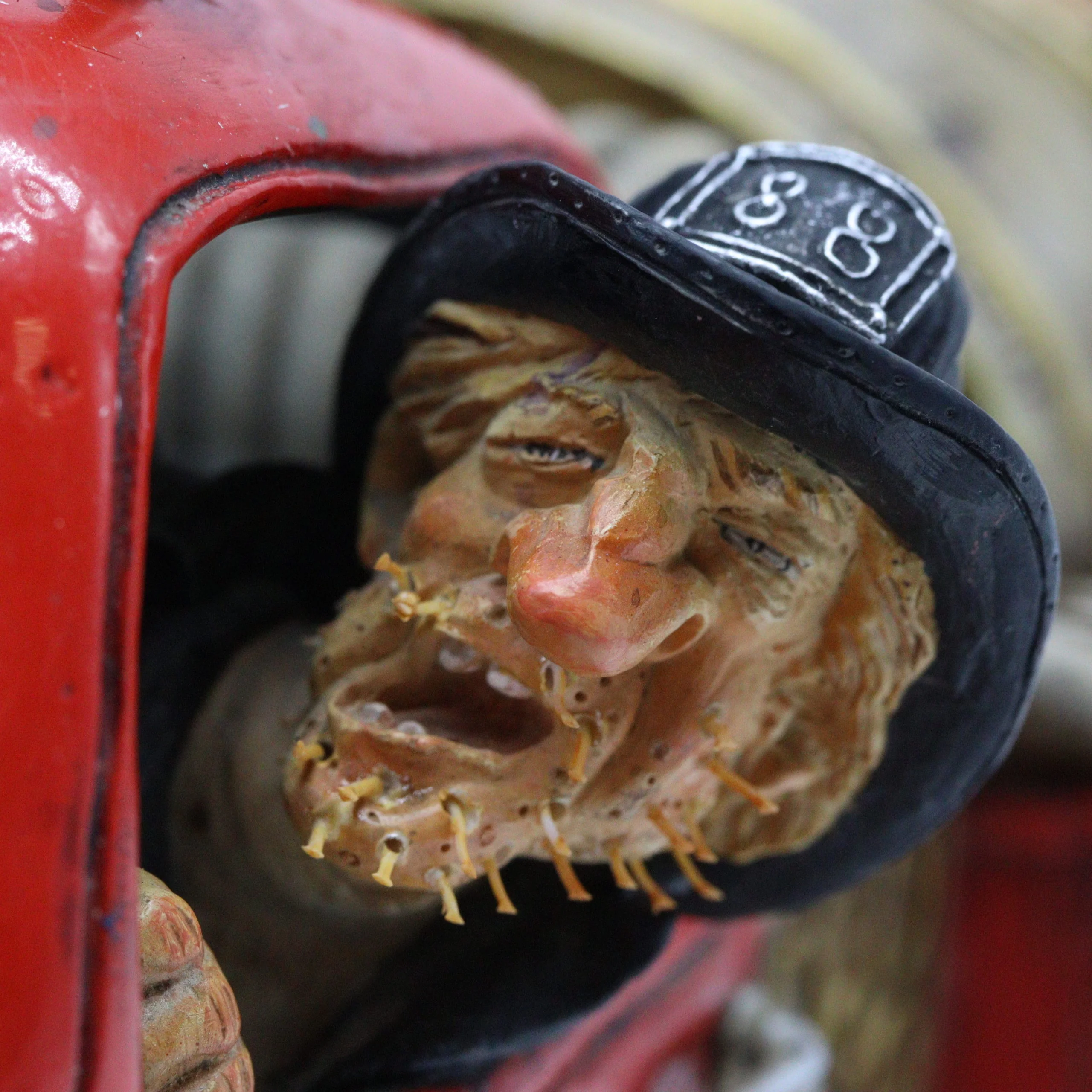 Guillermo Forchino – Comic Art Figurine – “The Fire Engine” - Image 4