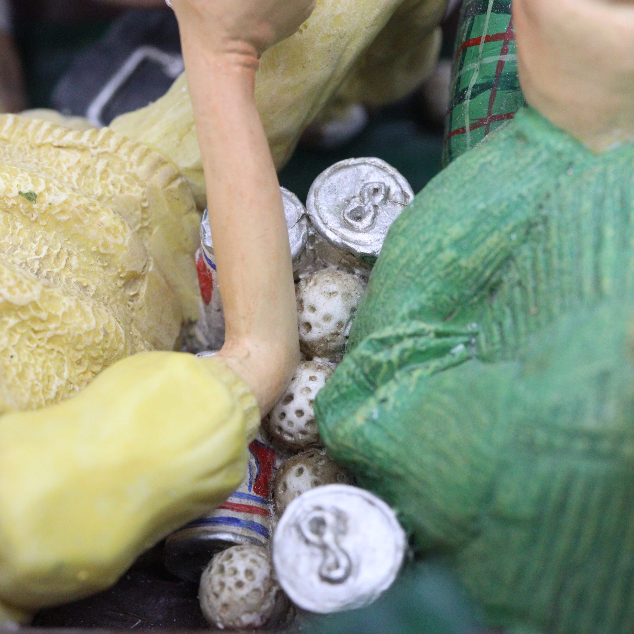 Guillermo Forchino – Comic Art Figurine – “The Next Hole" - Green - Image 19
