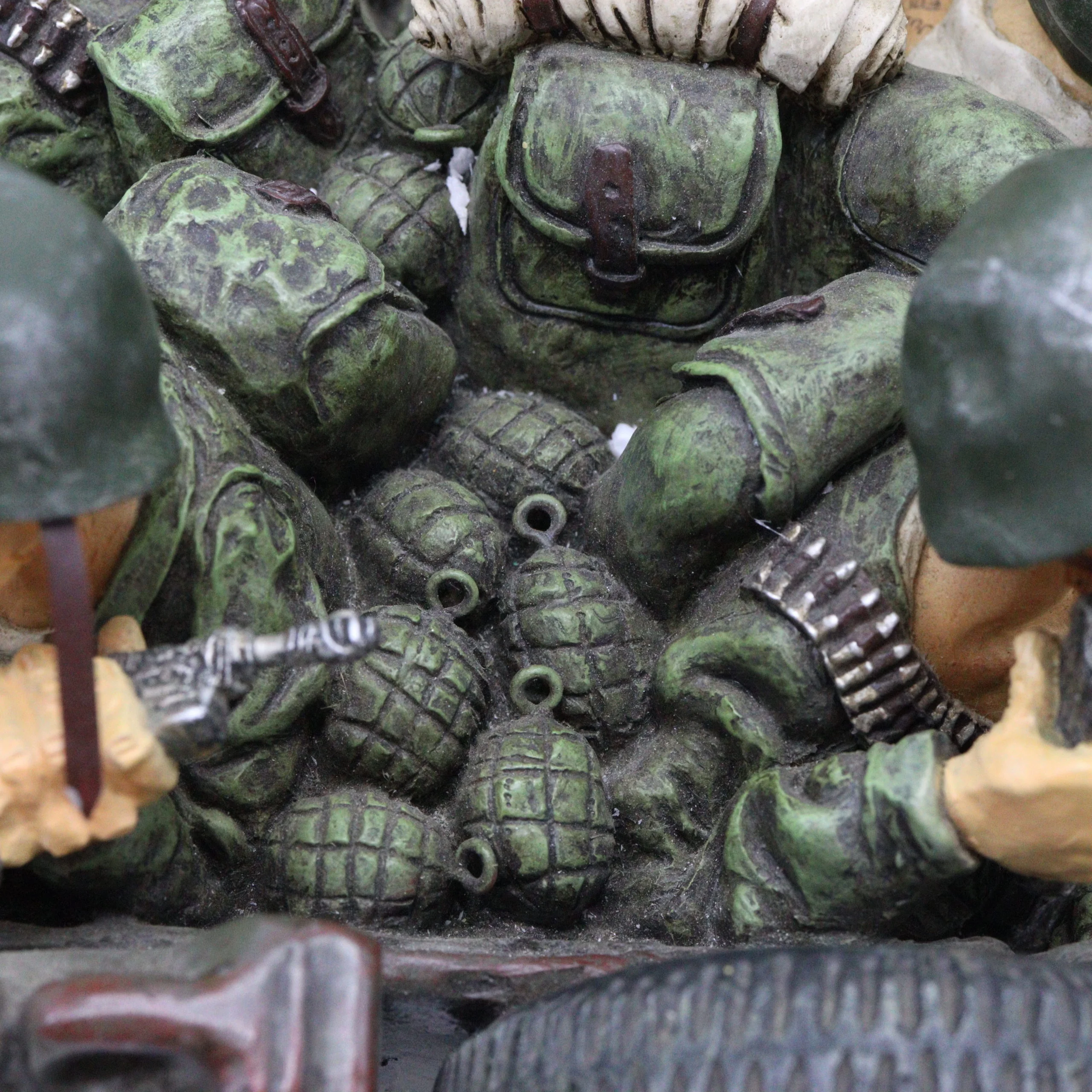 Guillermo Forchino – Comic Art Figurine – “Tour of Duty" - Image 23