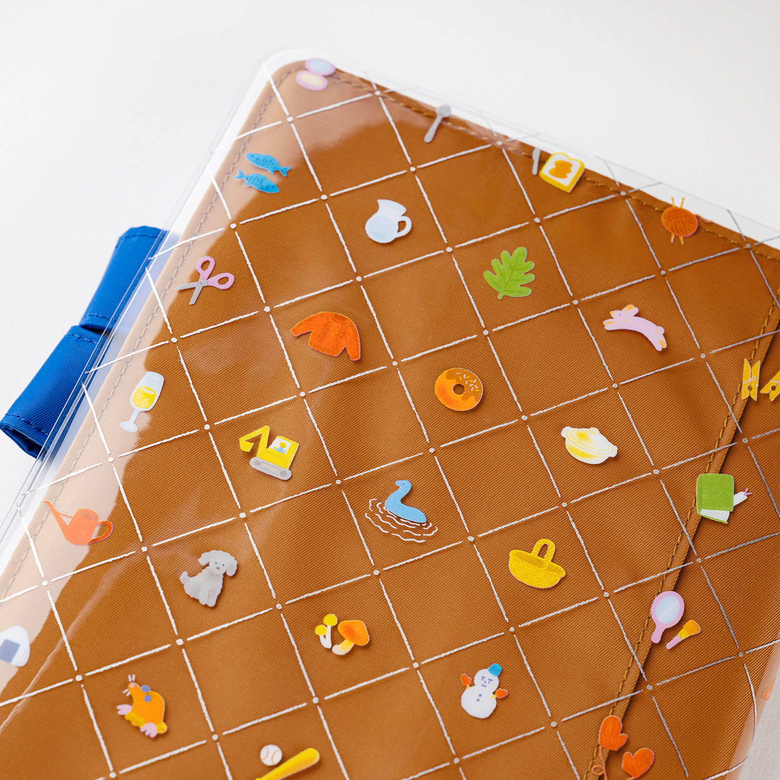 Hobonichi Techo 2024 – Cover on Cover for A5 Size - Kanako Kagaya: Familiar Sights - Image 4