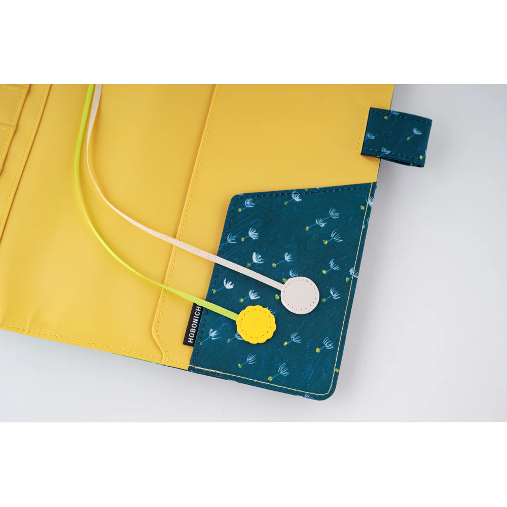 Hobonichi Techo 2025 - A5 Cover Only - Keiko Shibata: Gentle breeze in a dandelion field - Image 8