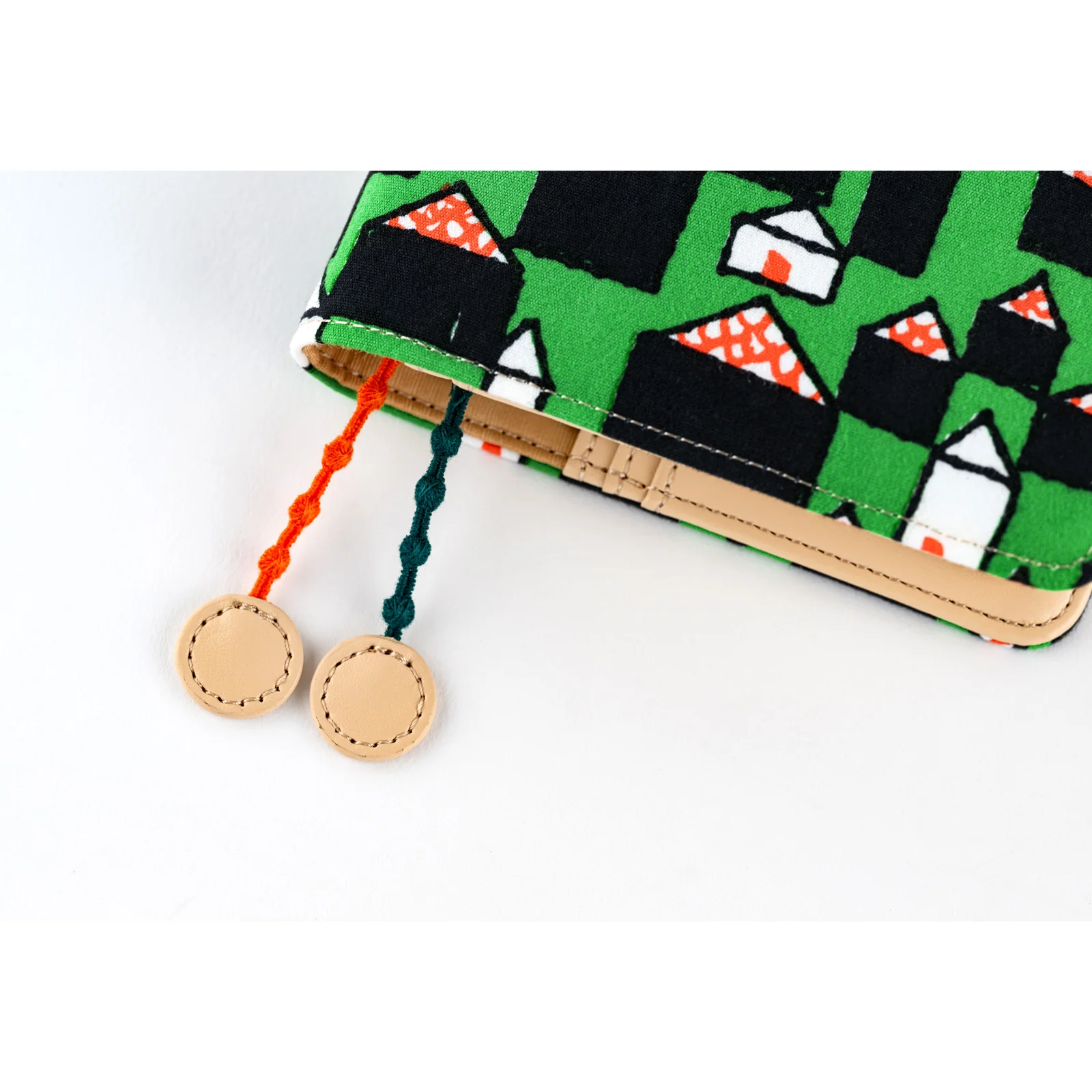 Hobonichi Techo 2025 - A6 Cover Only - 皆川明 minä perhonen: hütte - Image 8