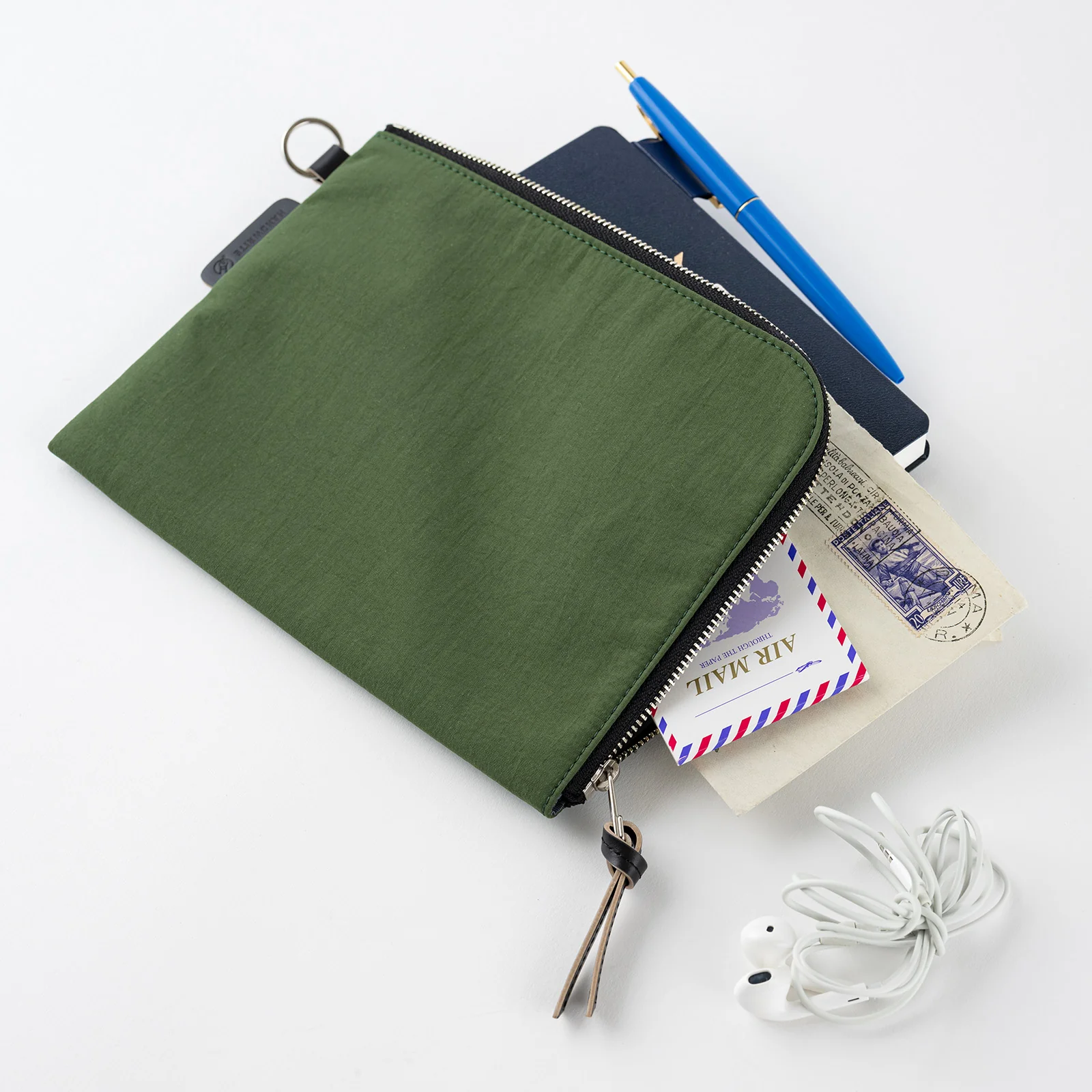 Hobonichi Techo 2025 - Tragen Flat Pouch - Green (A5 Counsin/A6 Original) - Image 3
