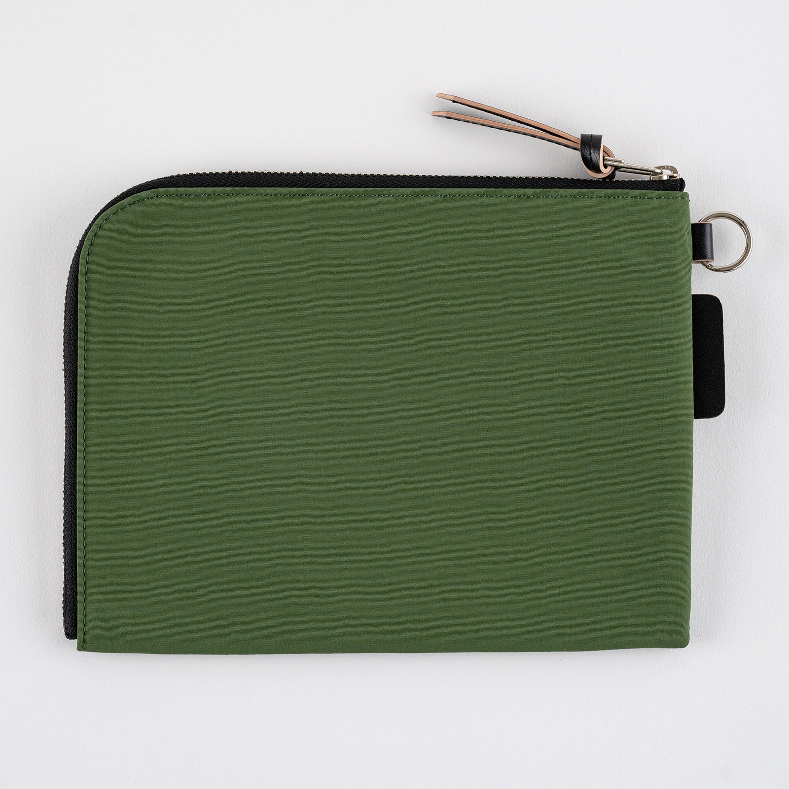 Hobonichi Techo 2025 - Tragen Flat Pouch - Green (A5 Counsin/A6 Original) - Image 4