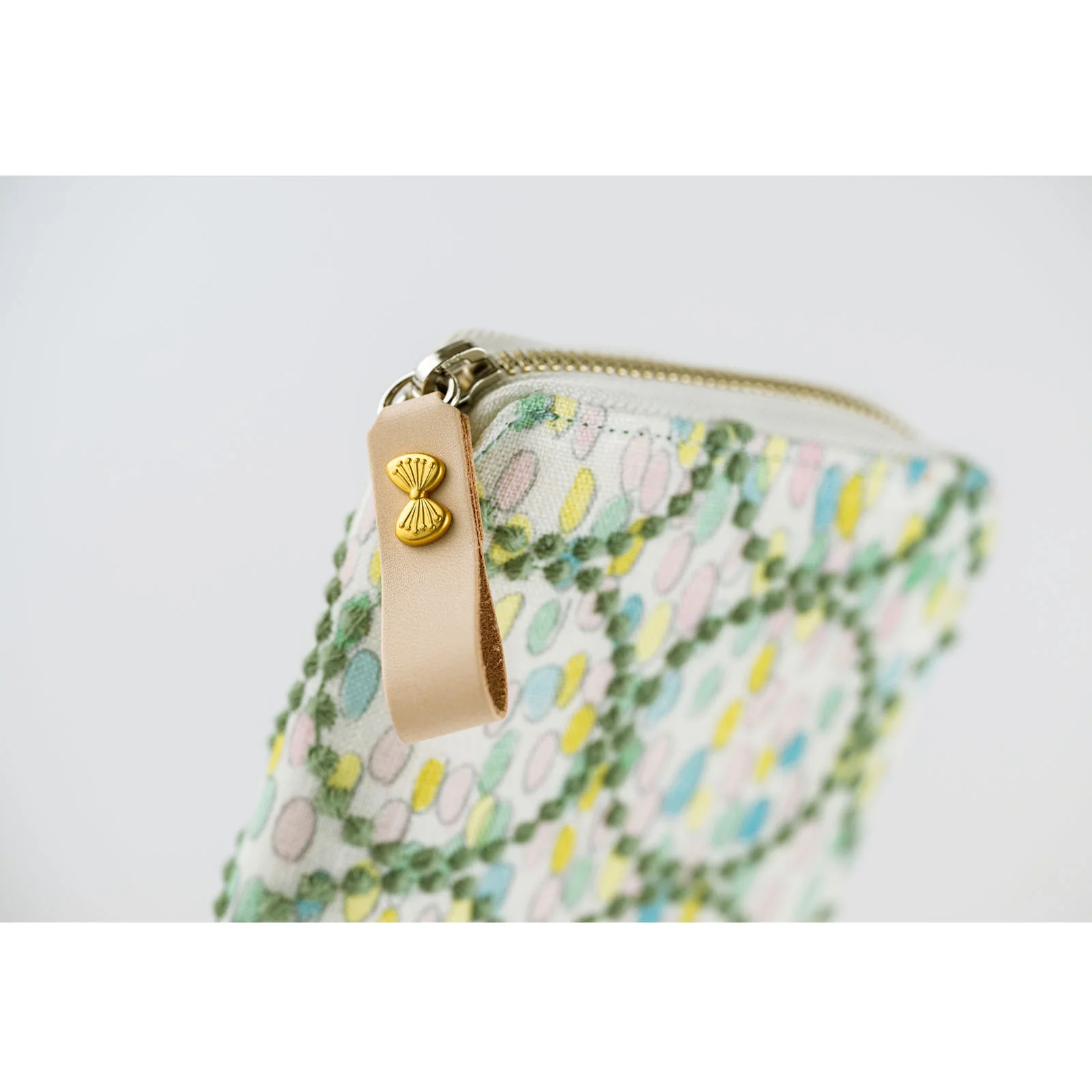 Hobonichi Techo 2025 - Weeks/Wallet Cover Only - 皆川明 minä perhonen: jellybeans + tambourine - Image 6