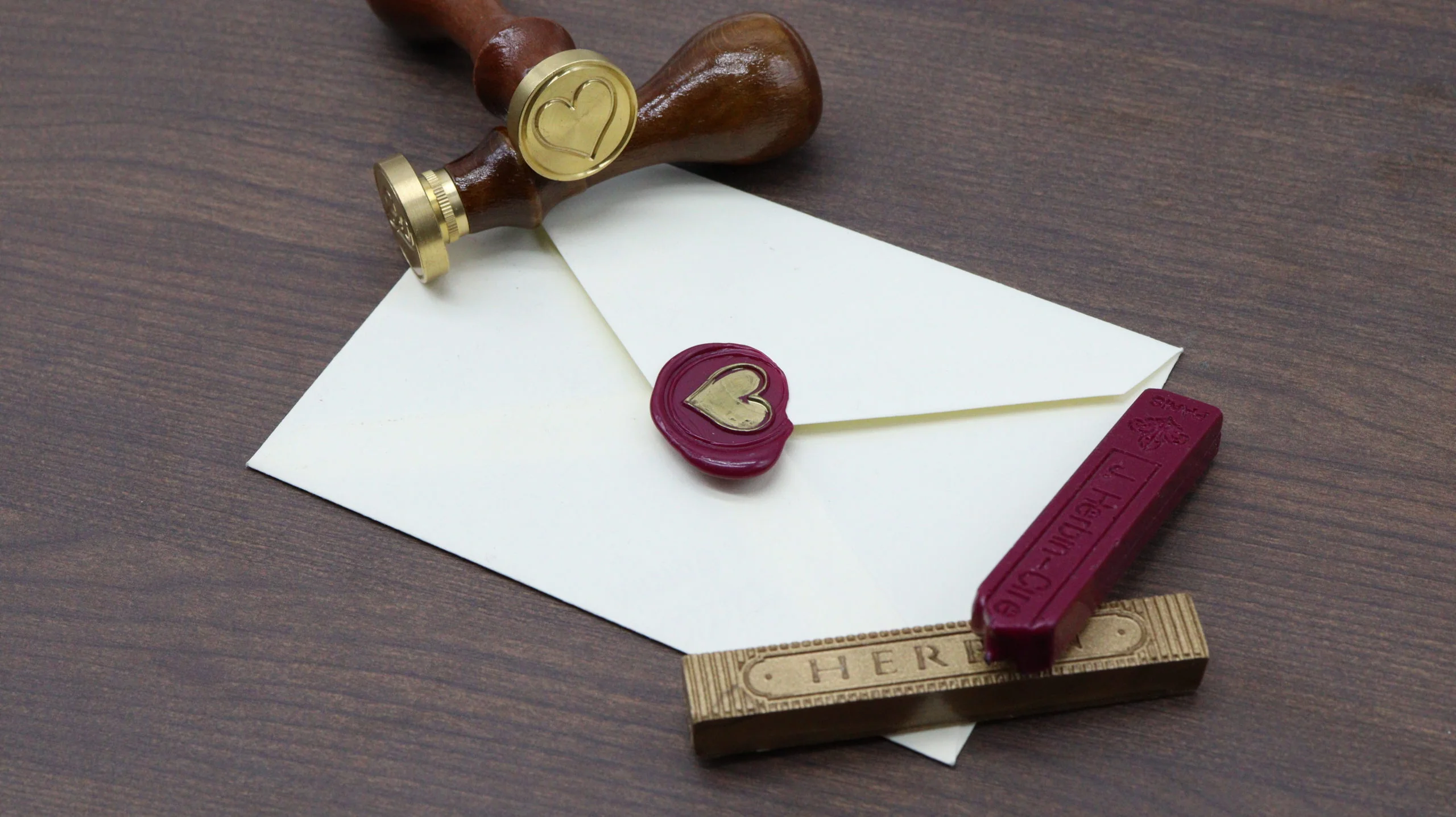 Herbin - Sealing Wax Sticks - Set of 4 - Gold - Image 7
