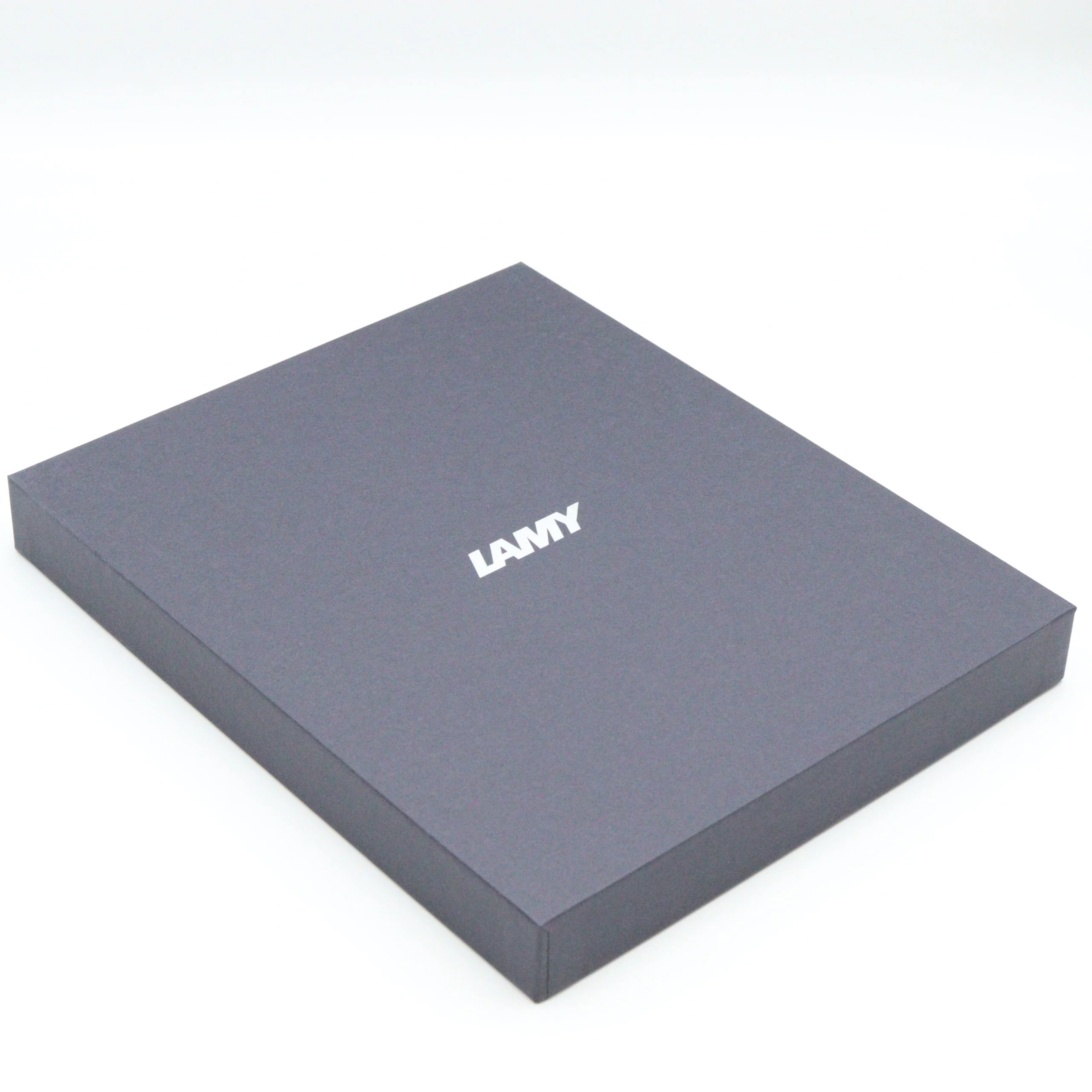 LAMY – Notebook Gift Set with Maroon LX Special Edition Fountain Pen - Image 14