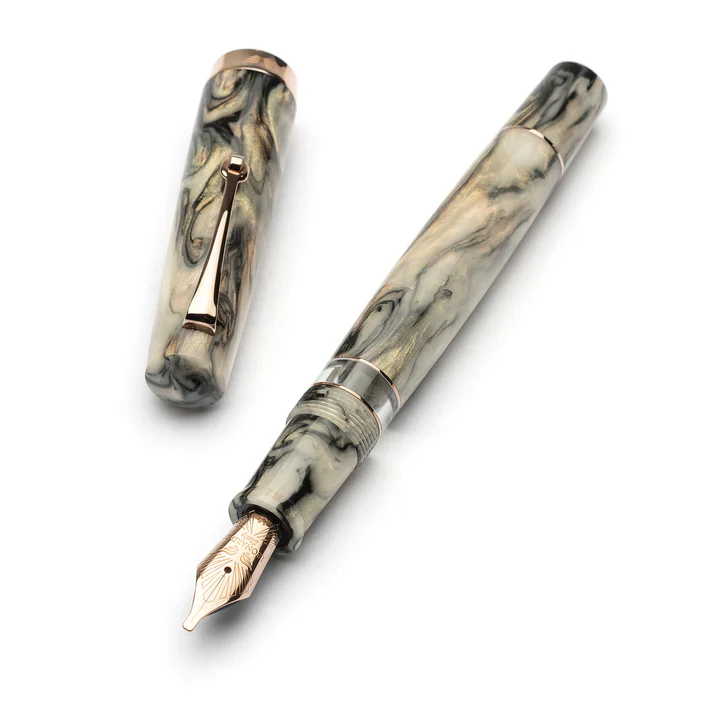 Leonardo - Fountain Pen - Momento Zero Grande 2.0 - Special Edition - Golden Abalone (Rosegold trims)