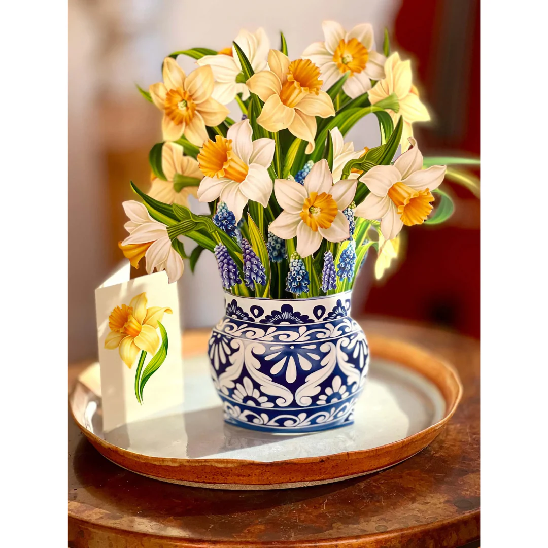 Fresh Cut Paper - Life Sized Pop-Up Flower Bouquet with Note Card - English Daffodils - Image 2