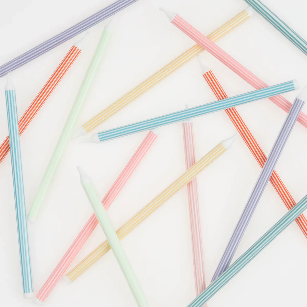 MERI MERI - Mixed Striped Rainbow Candles - Pack of 16 - Image 3