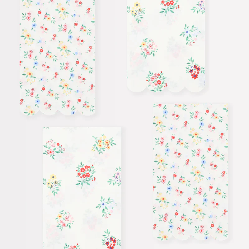 MERI MERI - Ditsy Posy Scalloped Guest Towels - Pack of 16