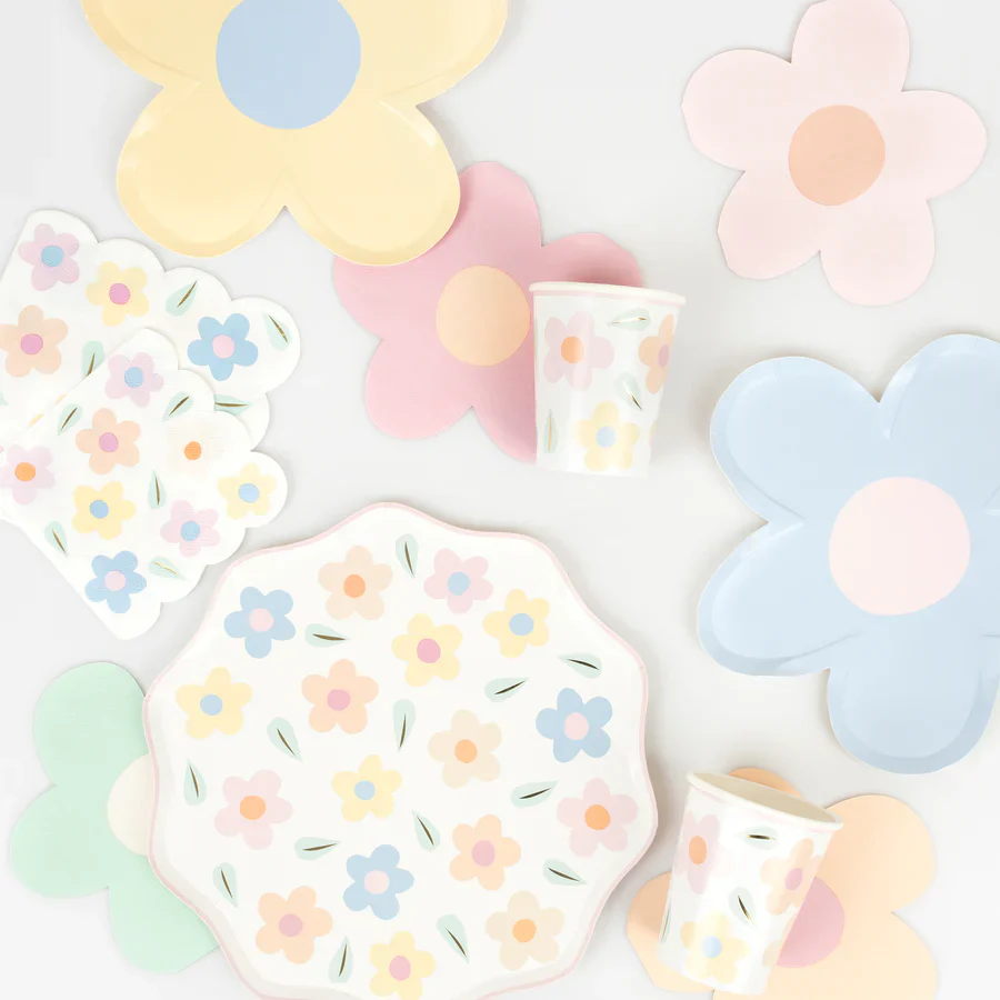 MERI MERI - Happy Flower Small Napkins - Pack of 16 - Image 2