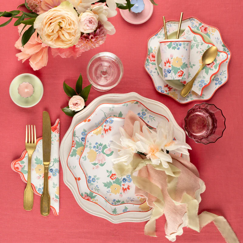 MERI MERI - Vintage Floral Large Napkins - Pack of 16 - Image 2