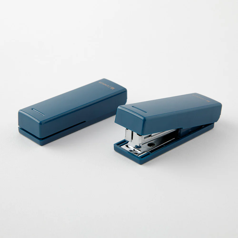 Midori - XS Compact Stapler - Red/Blue/Black/White - Image 14