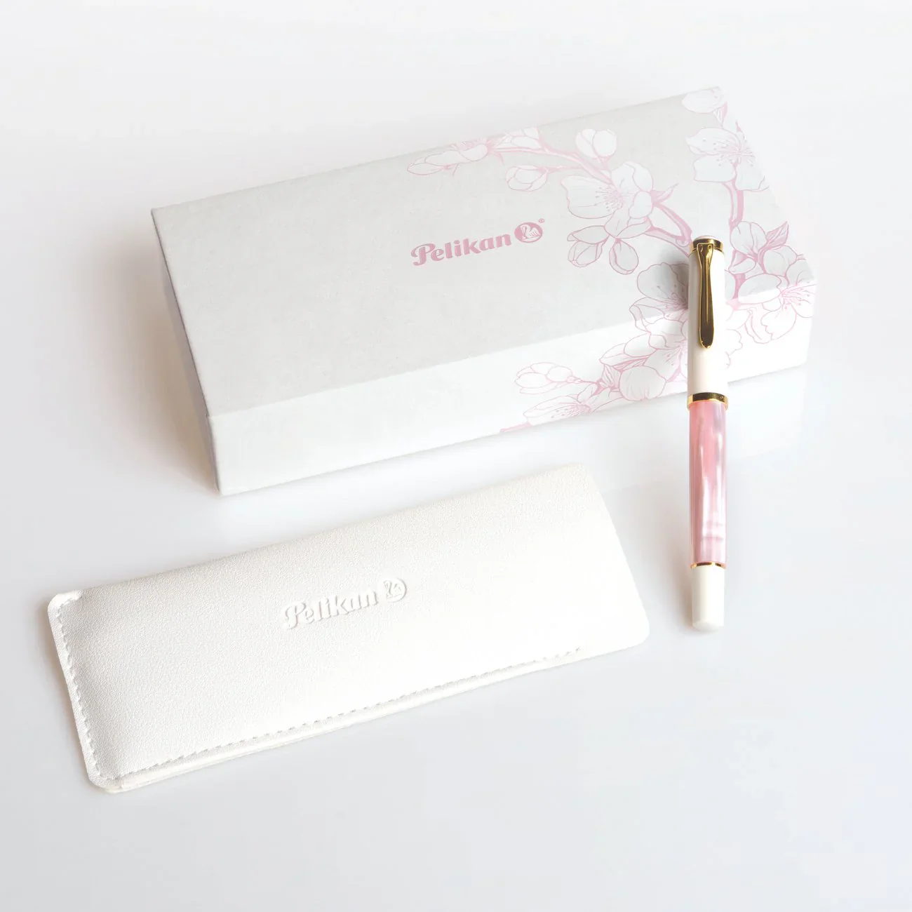 PELIKAN - M200 Fountain Pen - 2026 Special Edition | Cherry Blossom - Image 7
