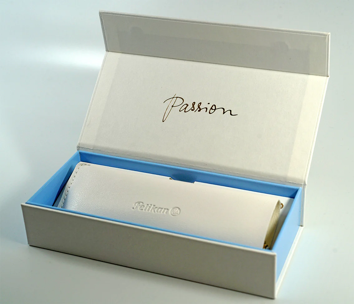Pelikan M200 Fountain Pen - Pastel Blue - Special Edition - Image 3