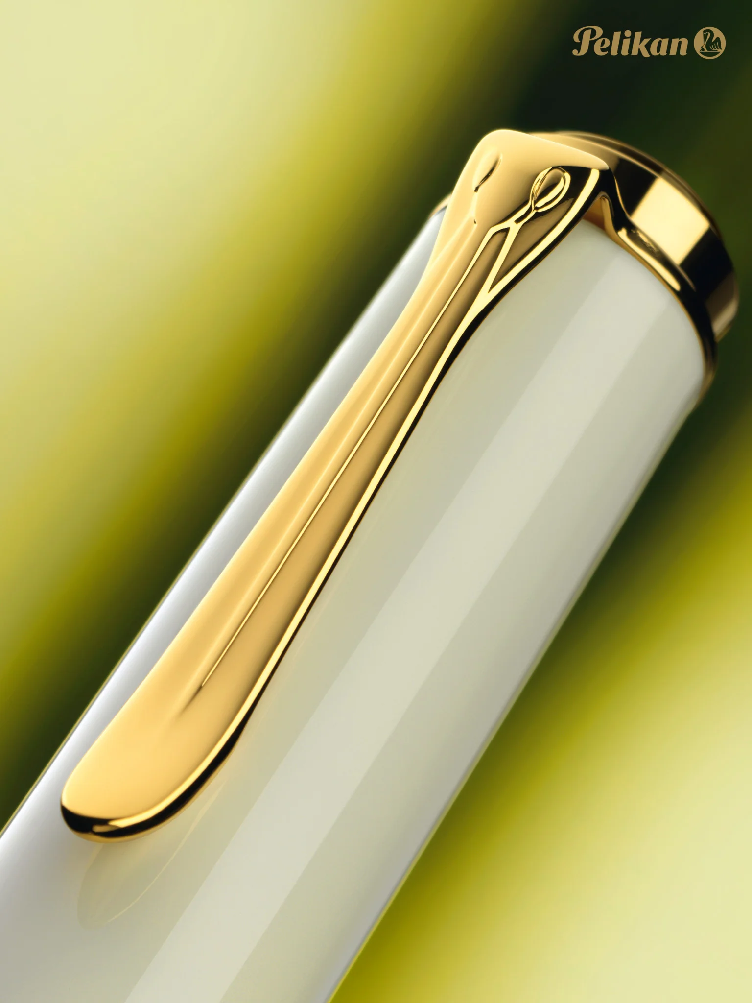 Pelikan - Souverän Fountain Pen - M400 White Tortoise - Image 4