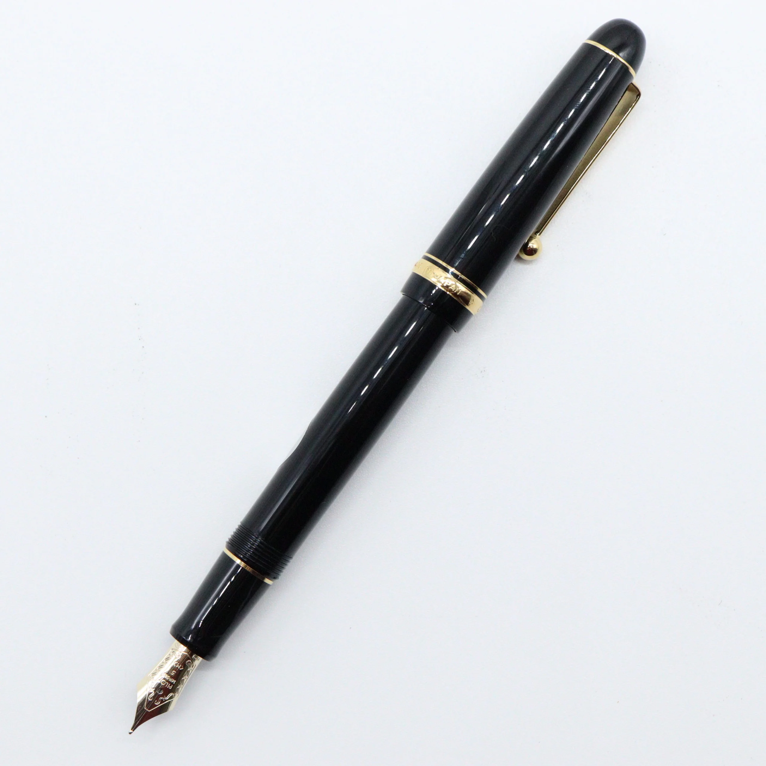 PILOT - Custom 74 Fountain Pen - Black - Image 6