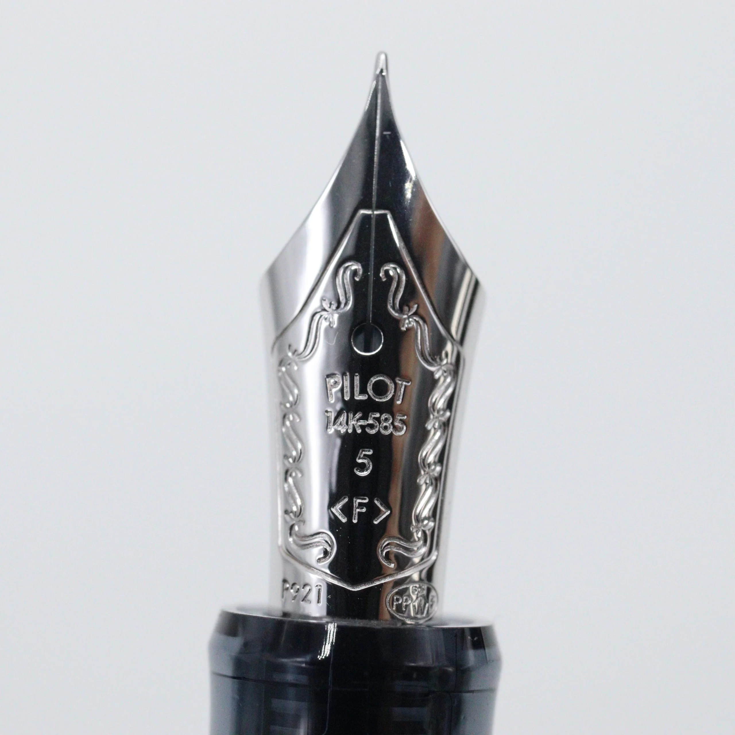 PILOT – Custom 74 Fountain Pen – Forest Green - Image 4