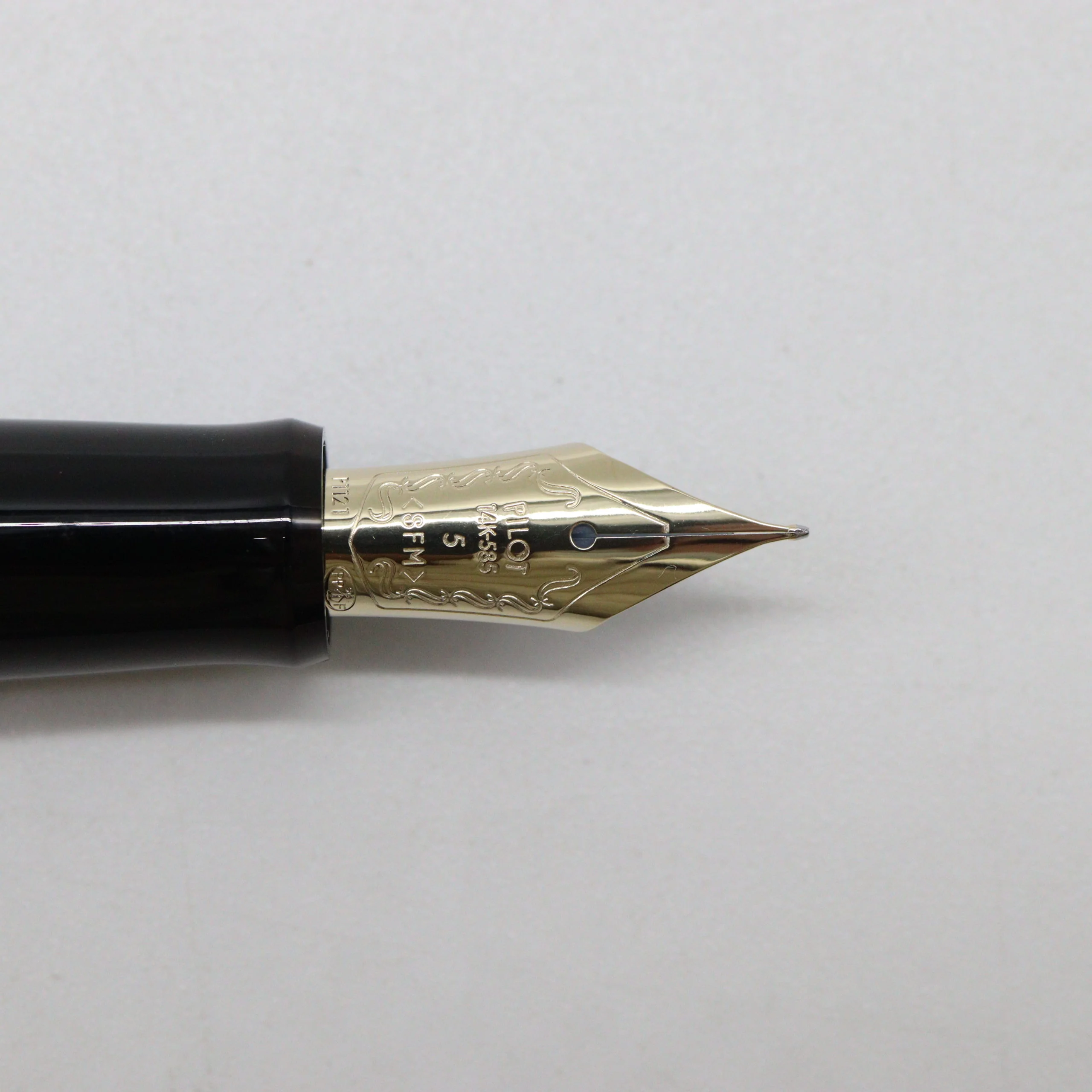 PILOT - Custom 74 Fountain Pen with Soft Nib- Black - Image 5