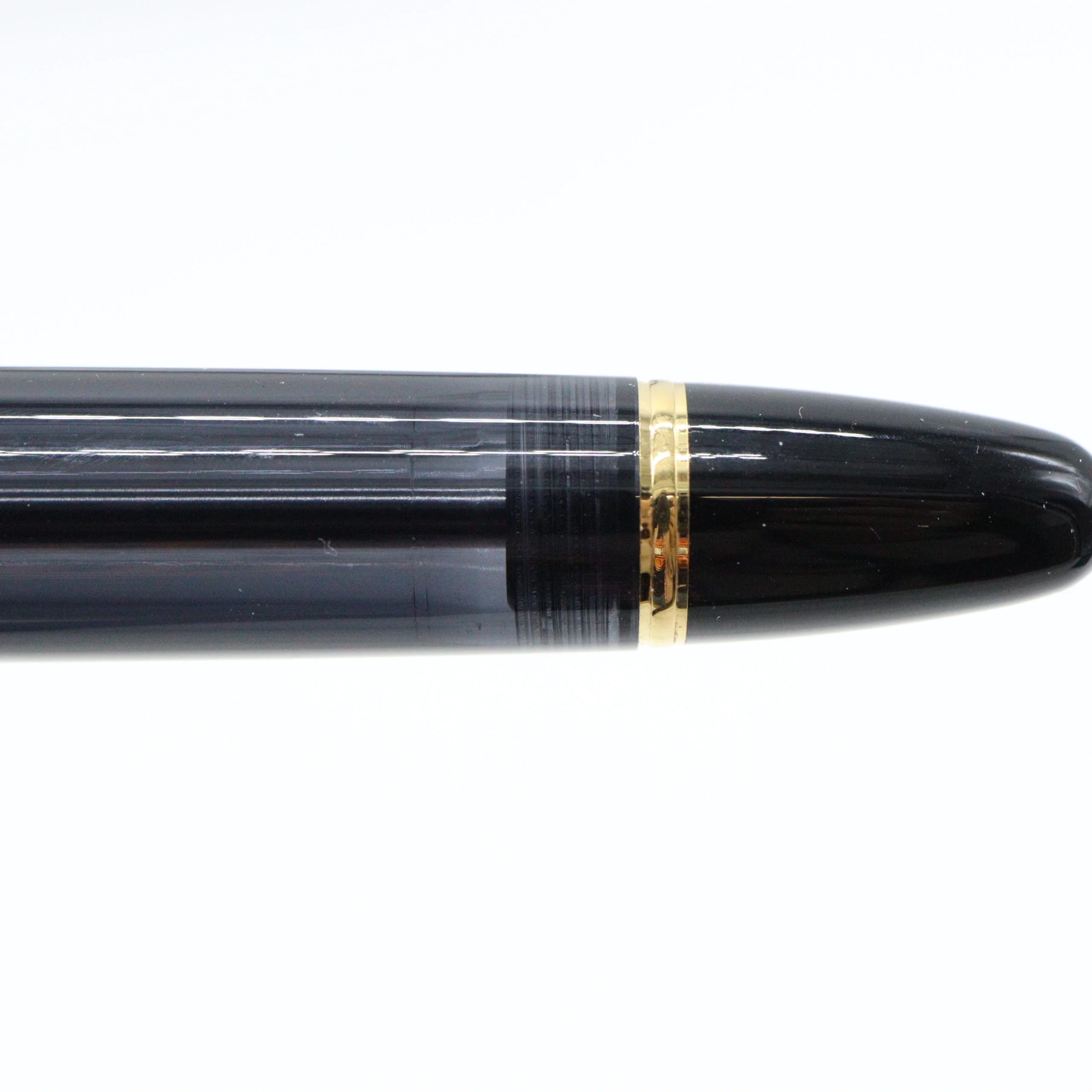 PILOT - Custom 823 Fountain Pen - Black with Gold Accents - Image 9