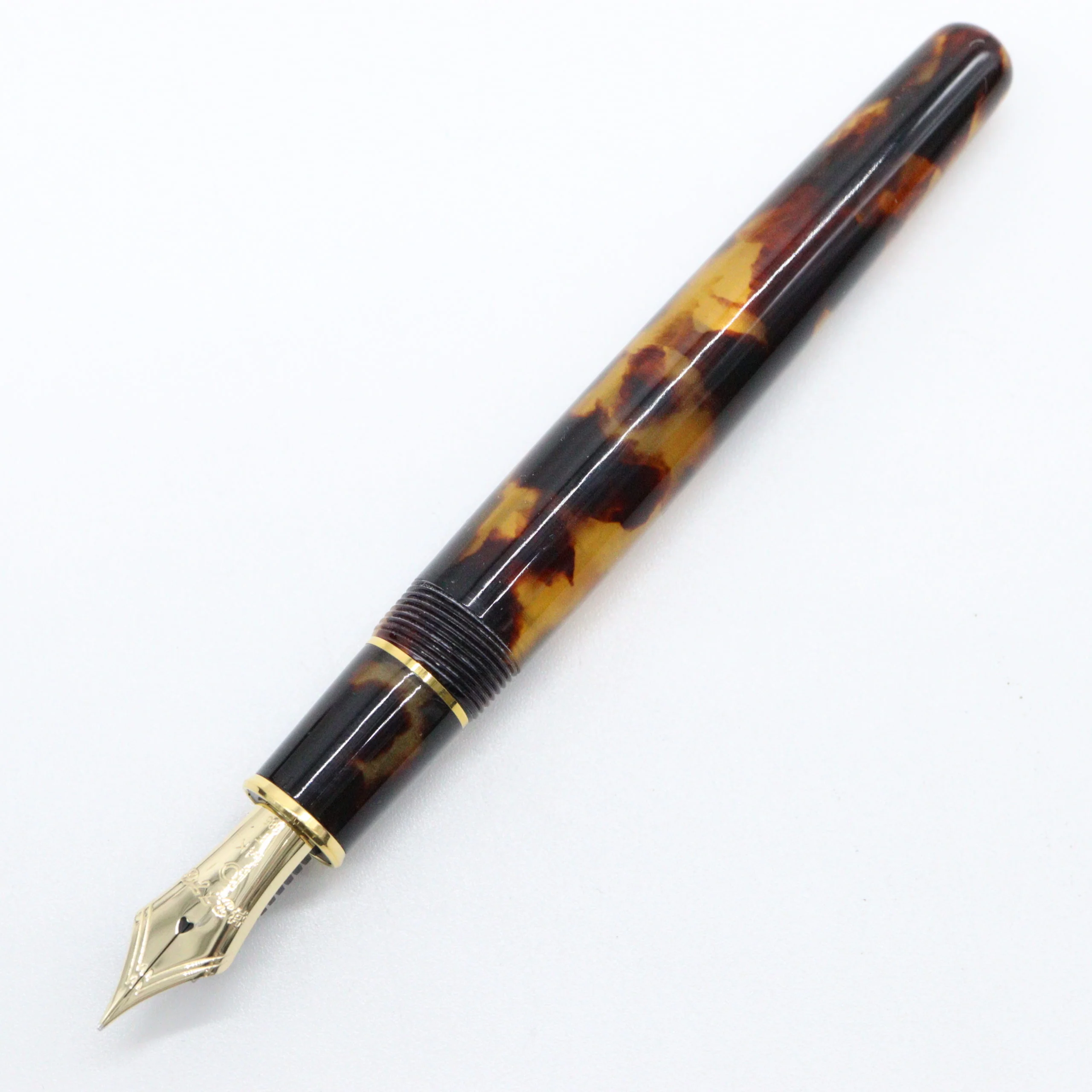 PLATINUM – #3776 Celluloid Fountain Pen 14K Gold – Tortoise - Image 4
