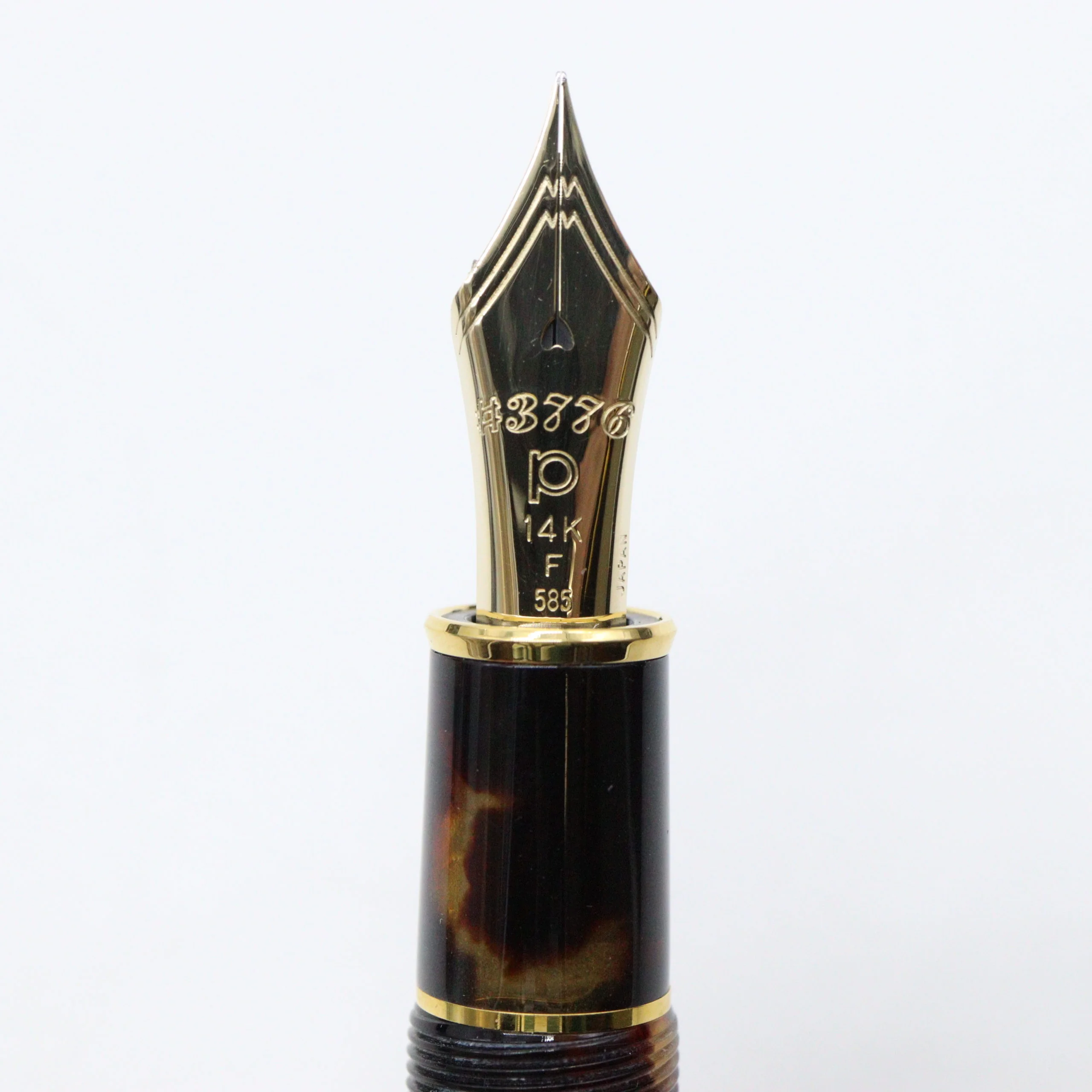 PLATINUM – #3776 Celluloid Fountain Pen 14K Gold – Tortoise - Image 5