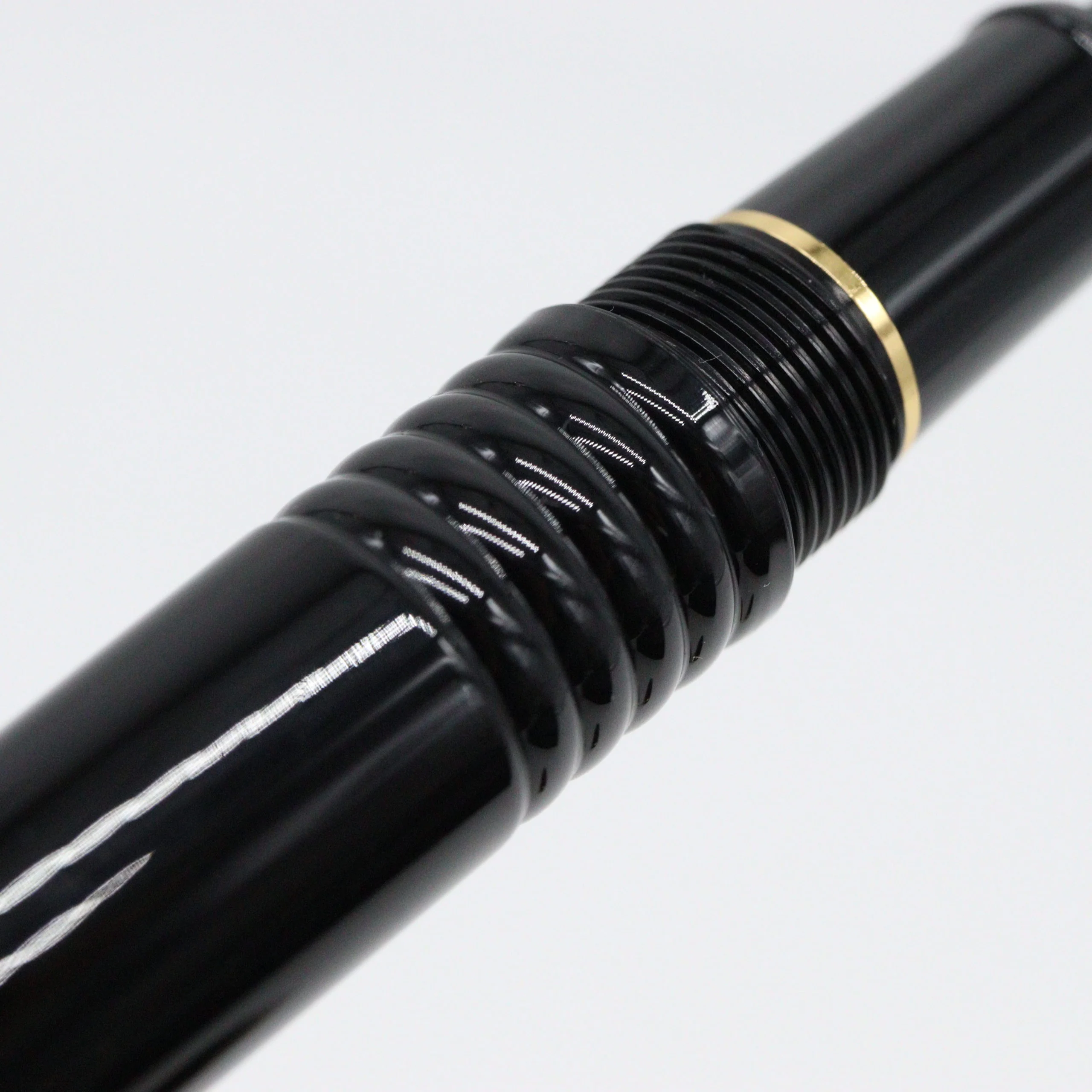 PLATINUM - #3776 CENTURY FOUNTAIN PEN - 10tH ANNIVERSARY - LIMITED EDITION - Image 10