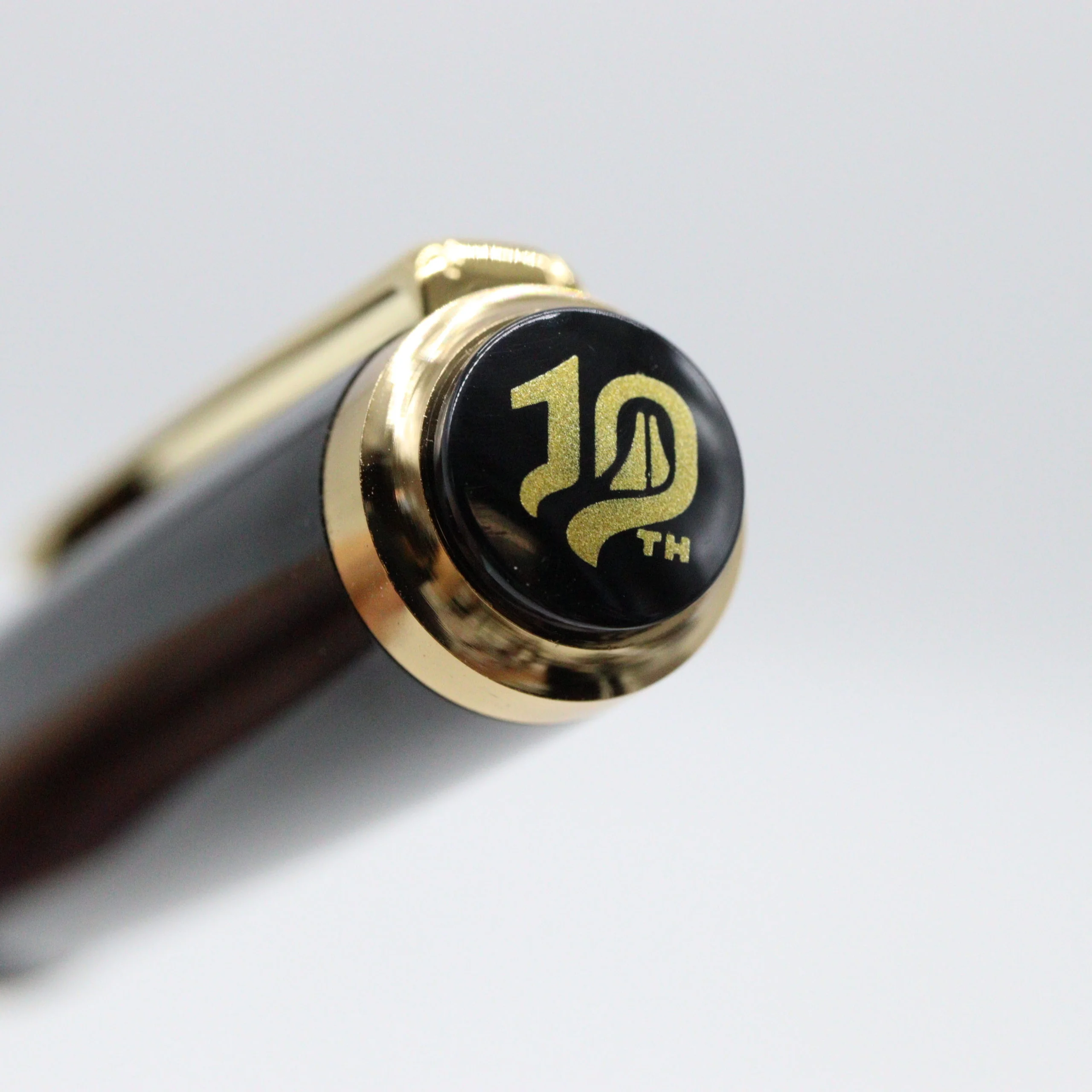 PLATINUM - #3776 CENTURY FOUNTAIN PEN - 10tH ANNIVERSARY - LIMITED EDITION - Image 14