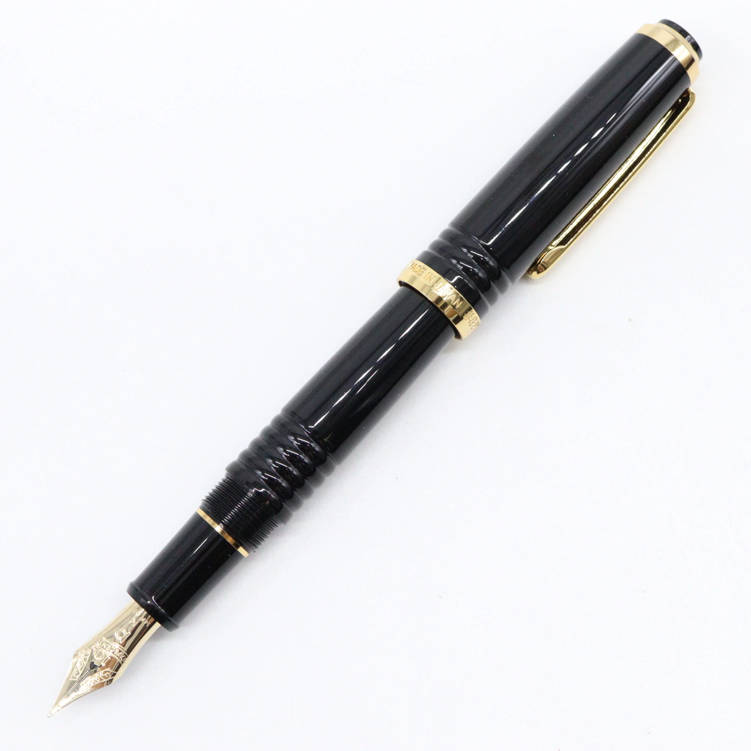 PLATINUM - #3776 CENTURY FOUNTAIN PEN - 10tH ANNIVERSARY - LIMITED EDITION - Image 4