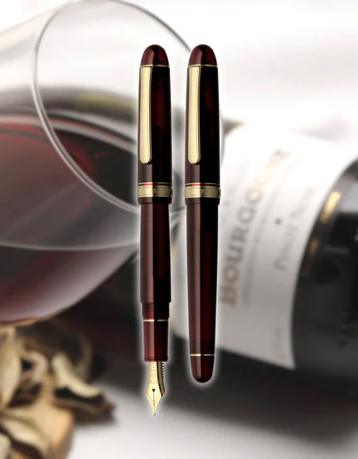PLATINUM - #3776 Century Fountain Pen - Bourgogne with Gold Trim - Image 3